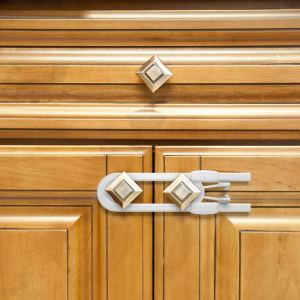 Seguro de gabinete para seguridad del niño, plástico irrompible y duradero, a prueba de bebés de Sure Basics Seguro de gabinete para seguridad del niño, plástico irrompible y duradero, a prueba de bebés de Sure Basics