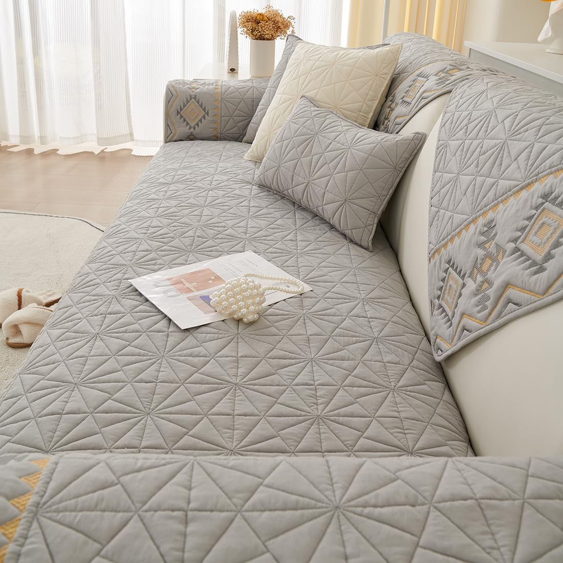 vctops Noly – Funda acolchada para sofá modular con bordado geométrico bohemio, funda antideslizante para sofá, protector de muebles para perros,
