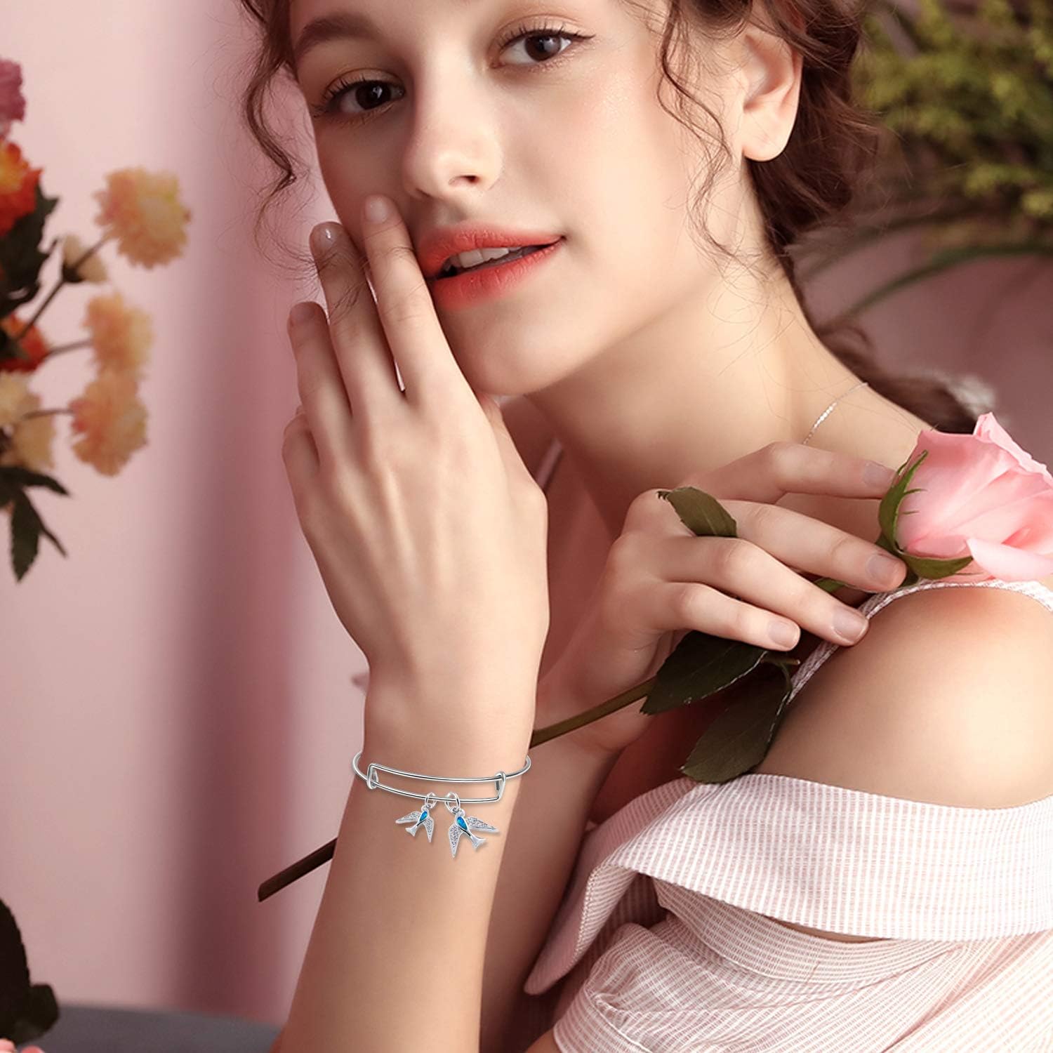 UPINS 100 pulseras expandibles ajustables en blanco para hacer joyas, 4 colores