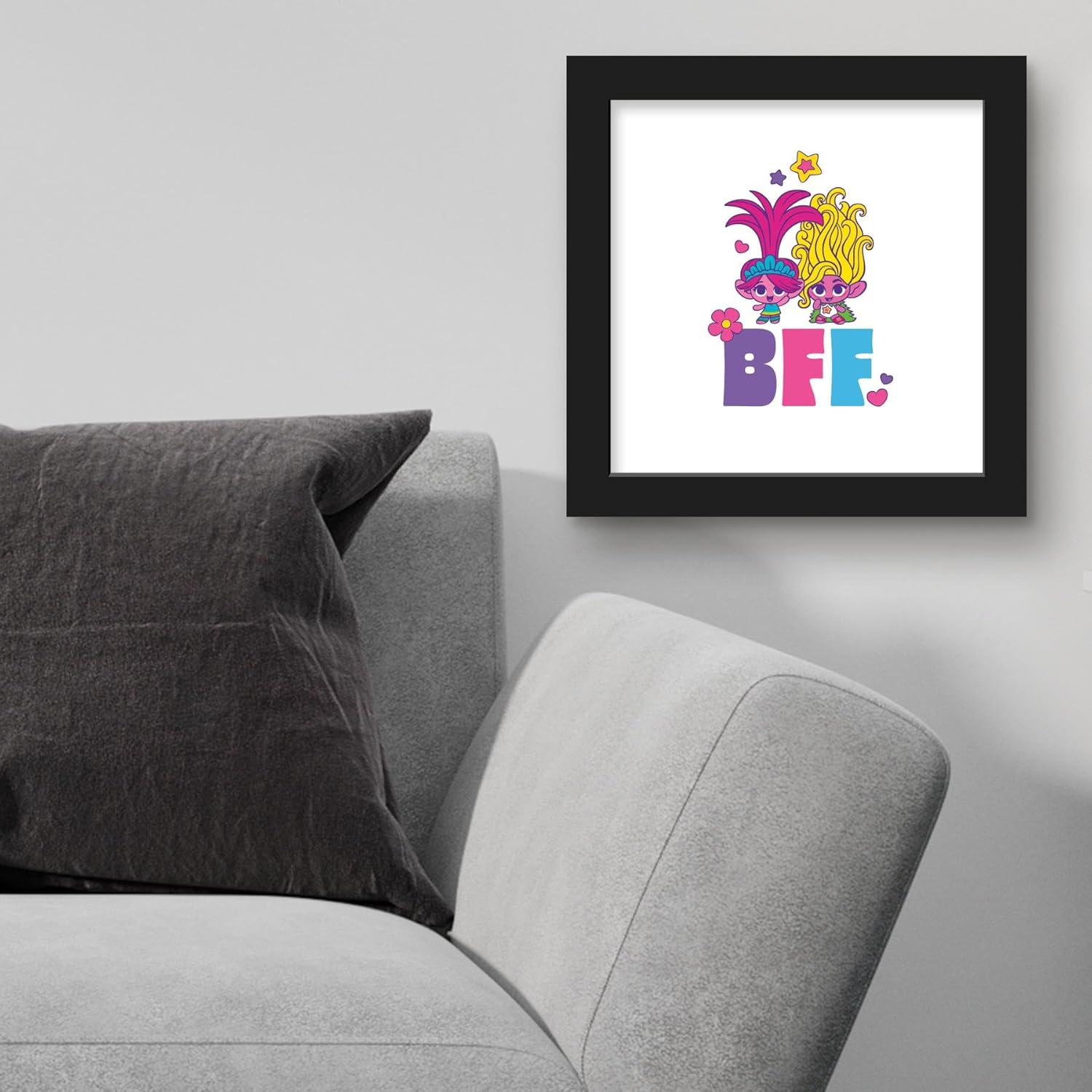 Trends International Gallery Pops Trolls Band Together – Póster de pared Tiny Trolls BFF de pared, 12.00 x 12.00 pulgadas, versión de marco negro