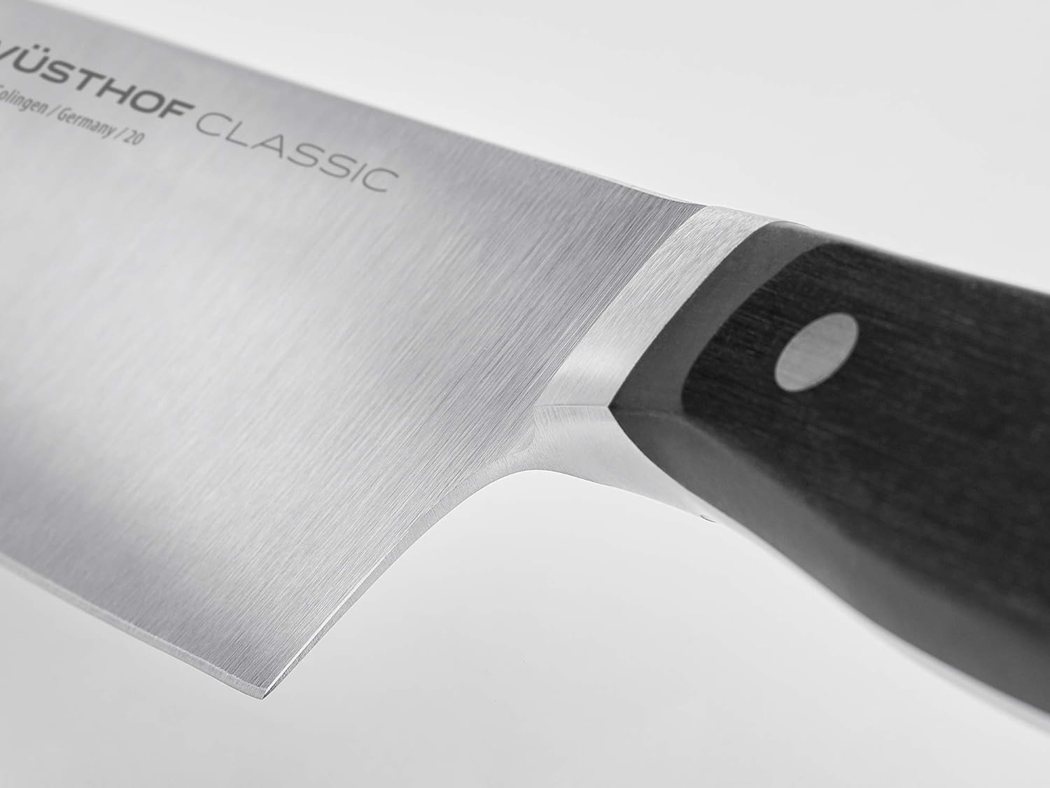 WÜSTHOF Cuchillo clásico de queso duro de 4.75″, negro
