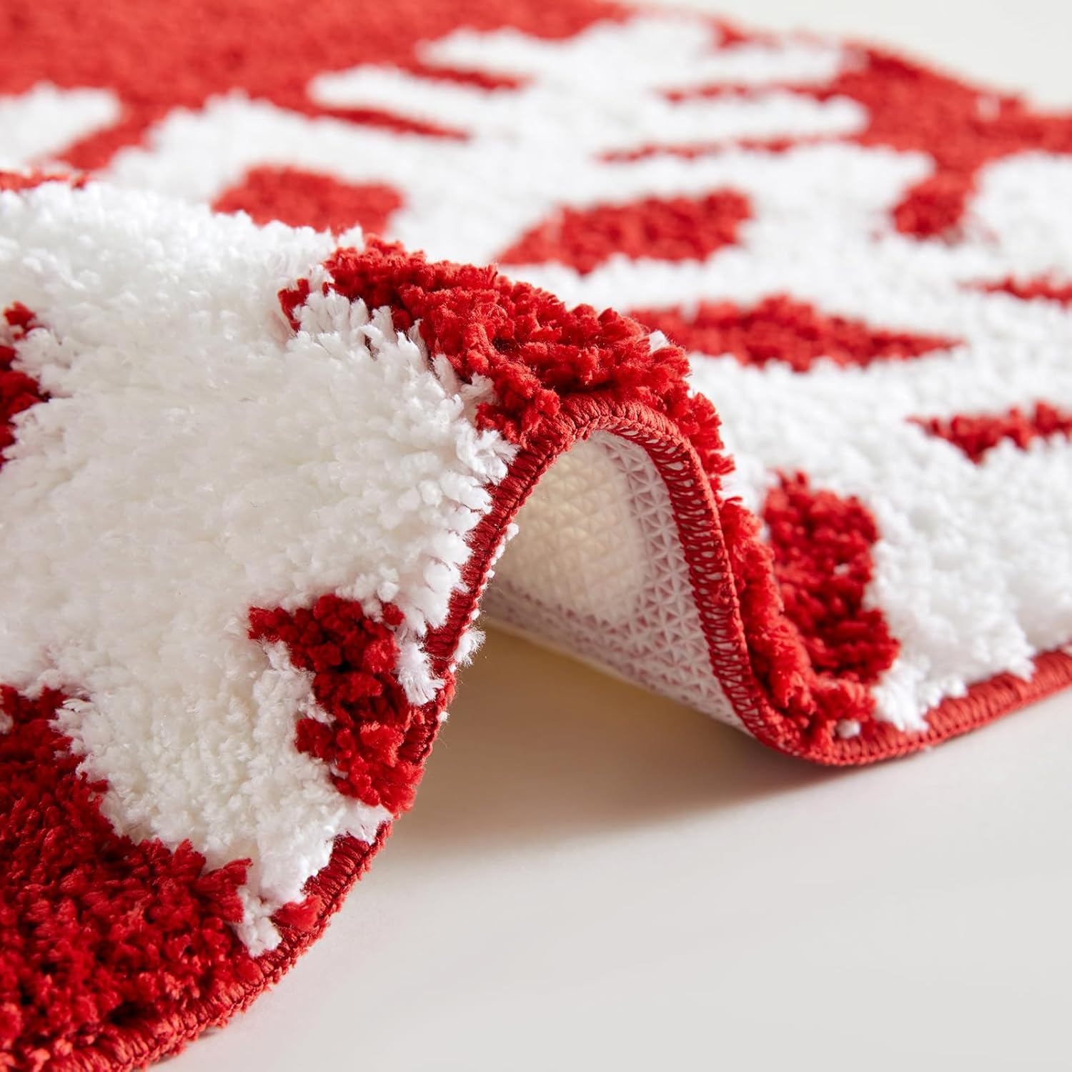 Estmy Alfombra de baño redonda de Navidad con diseño de copo de nieve rojo, 2 pies, con temática de invierno, decoraciones festivas de Navidad,