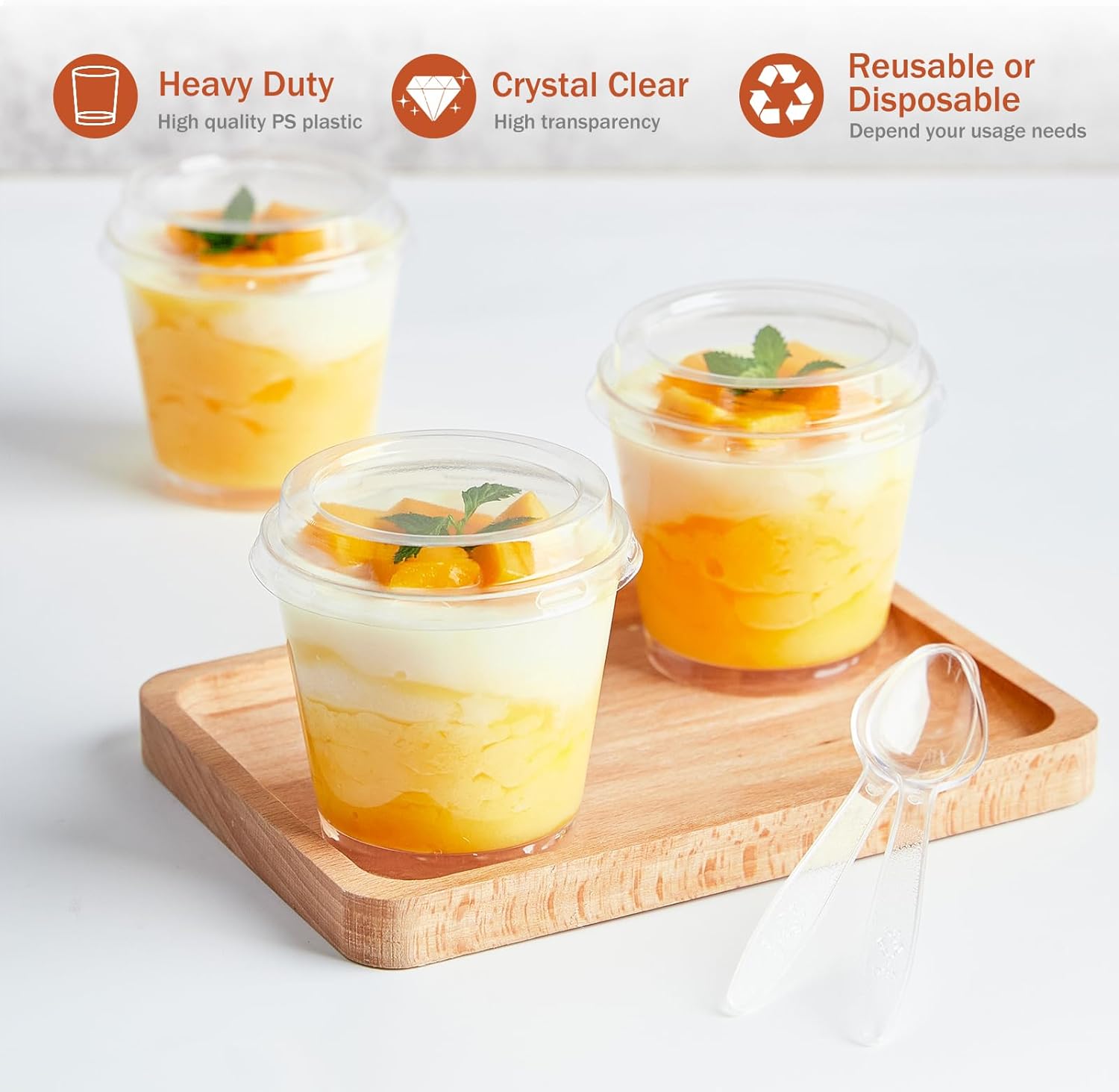 Qeirudu Paquete de 50 vasos de plástico de 6 onzas con tapas para postres, mini tazas de postre con cucharas, tazas redondas para servir yogur,