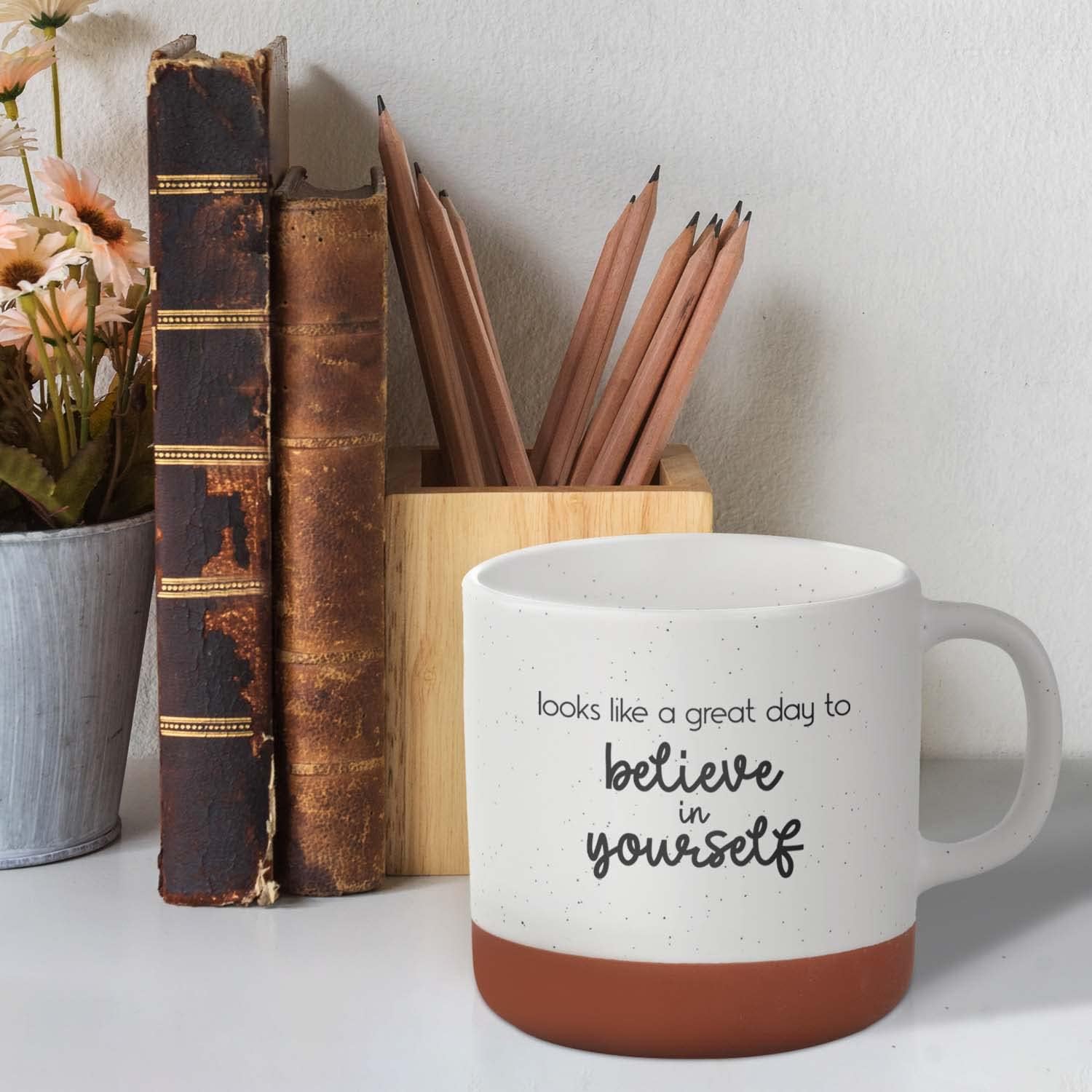 Canopy Street Taza de café de cerámica moteada de 13 onzas con texto en inglés Looks Like A Great Day To Believe In Yourself, taza de café
