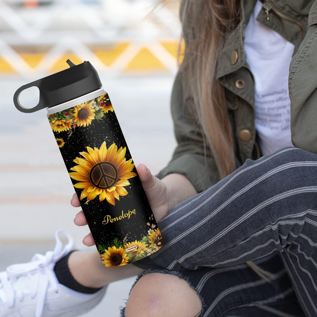 wowcugi Regalos inspiradores para mujeres, botella de agua personalizada Everyday Is A New Beginning, regalos de girasol para niñas, mejores amigas,