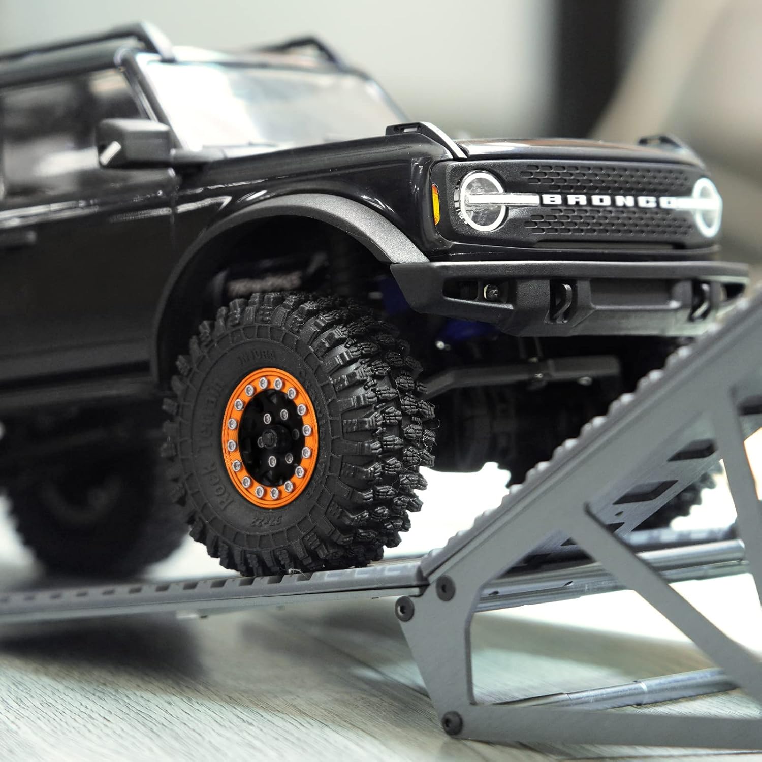 INJORA 1.0 Beadlock Wheel S5 – Neumáticos adhesivos súper suaves para TRX4M Axial AX24 SCX24 FCX24 Enduro24 Enduro24 Upgrade, 2.244 x 0.866 in