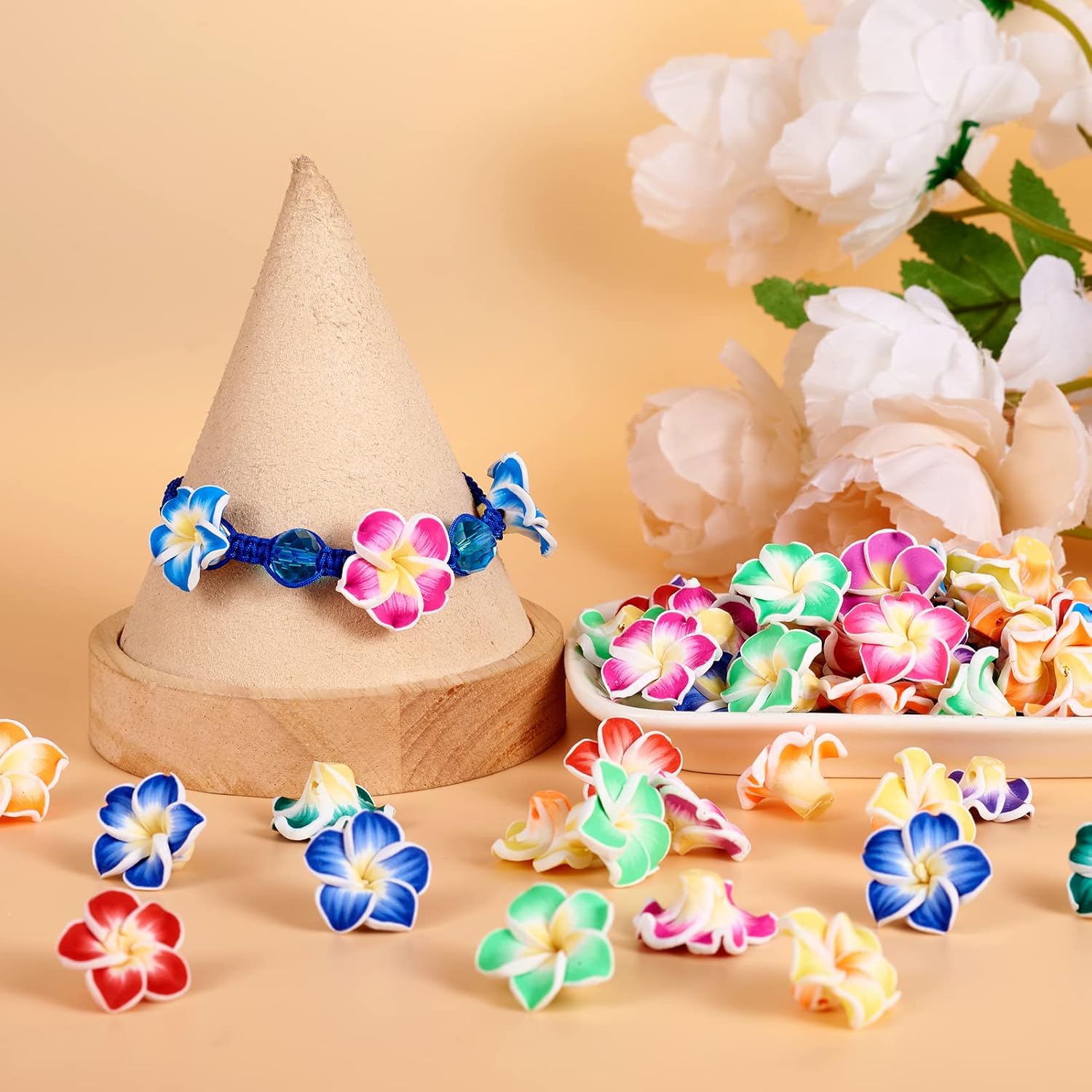 Craftdady 200 cuentas sueltas de arcilla polimérica Plumeria Flower Spacer 0.472×0.315 in colores mezclados al azar 5 pétalos florales abalorios de
