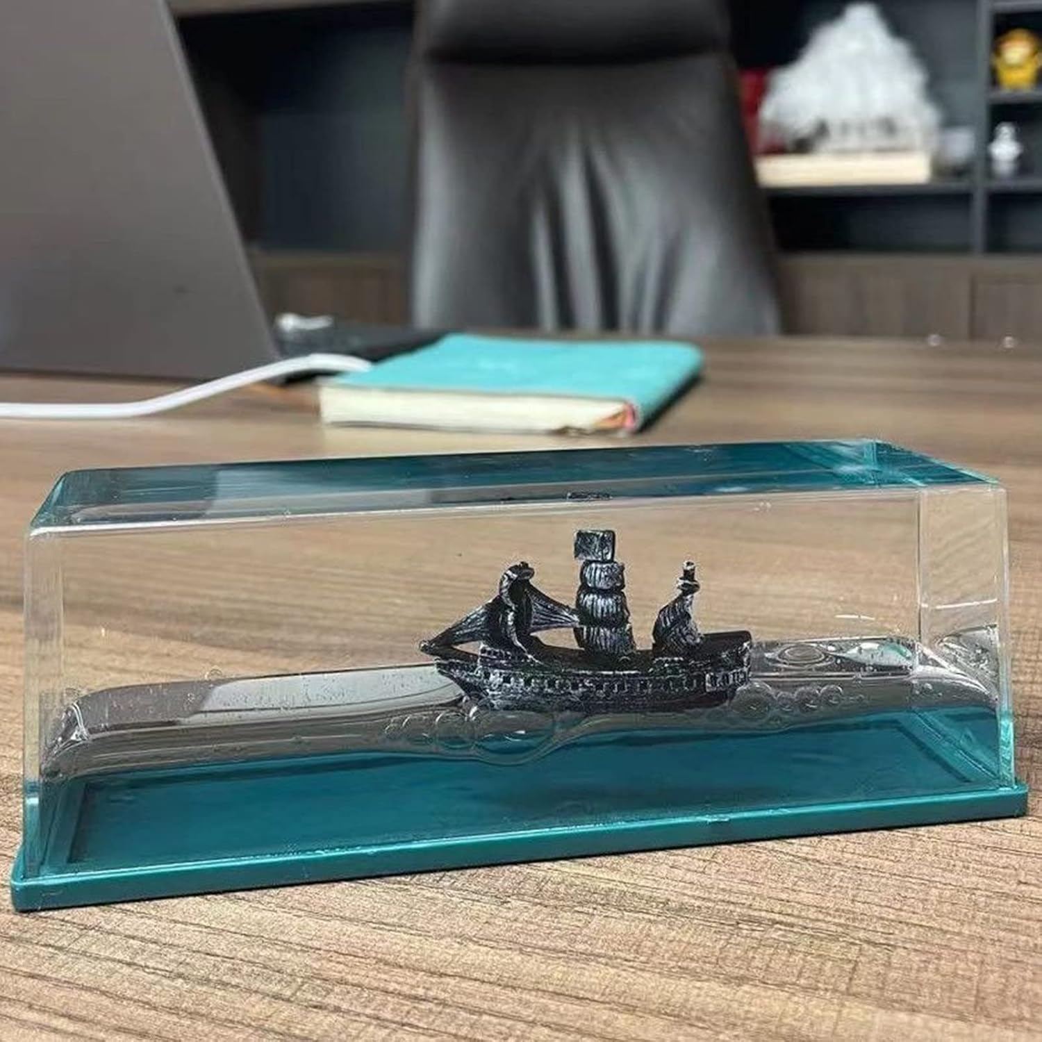 ZUREGO Botella fluida de deriva de barco de crucero, 12 piezas de barco acrílico insundable en caja, juguetes modelo de crucero Titanic, adorno