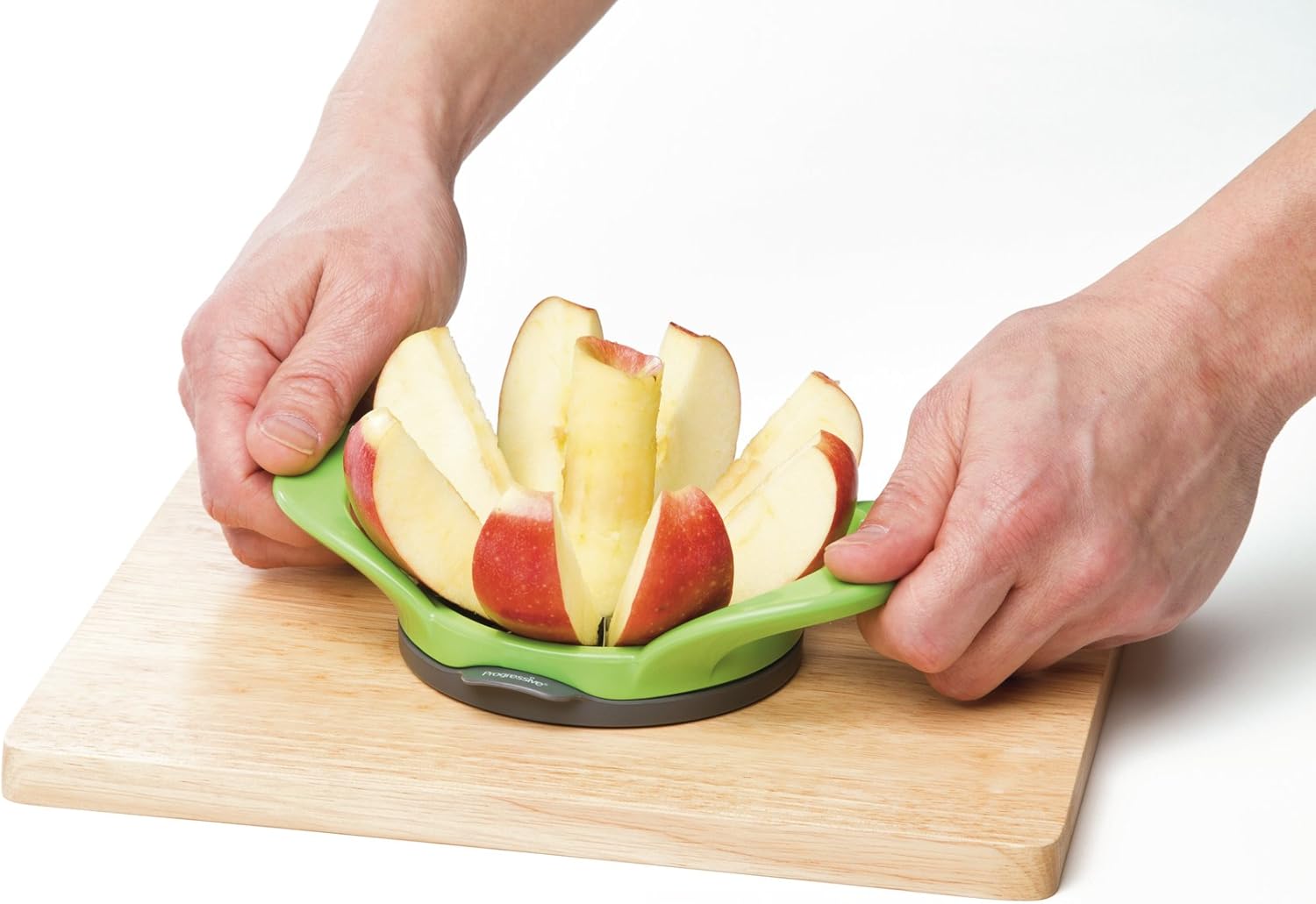 Progressive International Prepworks – Cortador de cuña y manzana y pera, 8 rebanadas, cubierta de seguridad adjunta que protege los dedos mientras