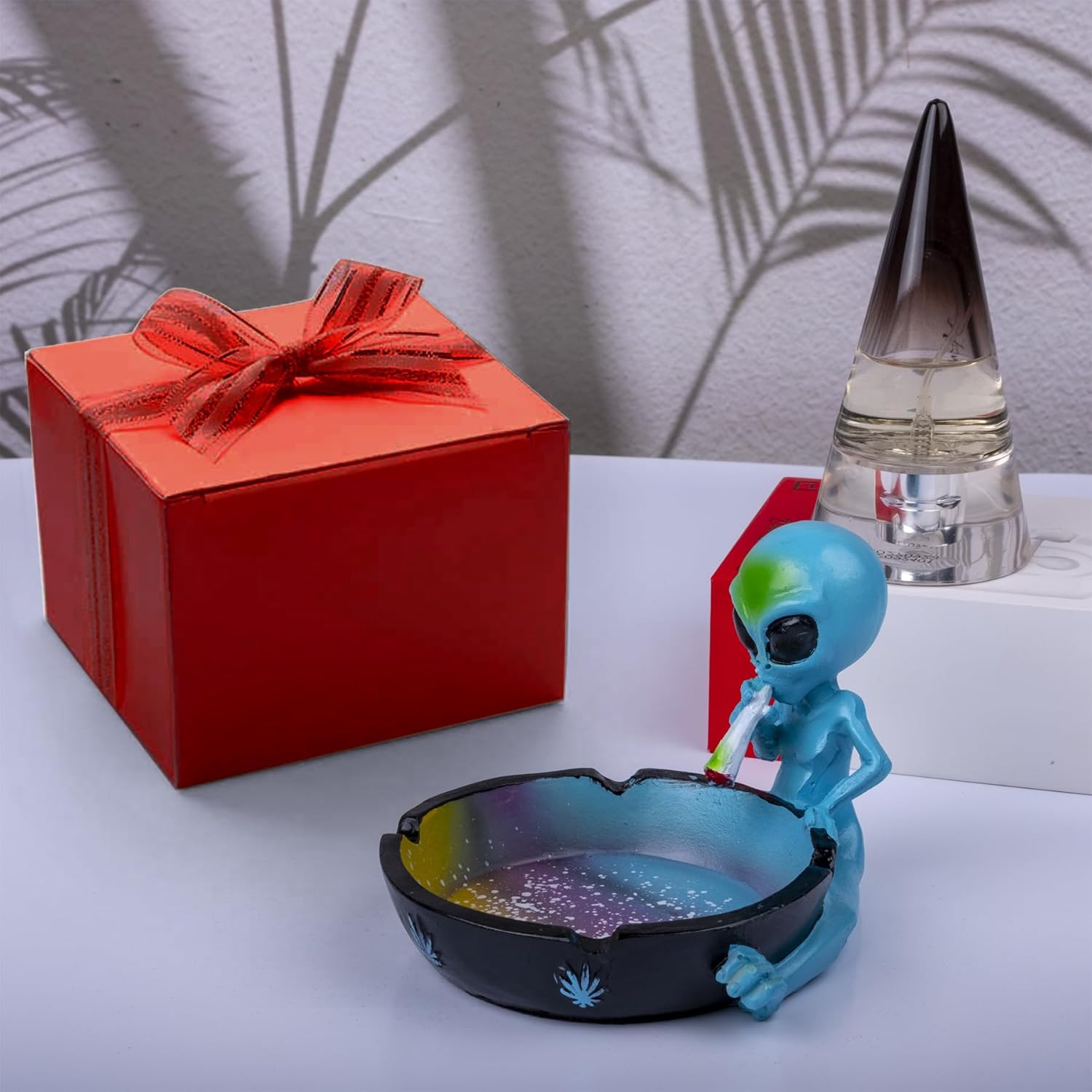 Cenicero para cigarrillos para exteriores, ceniceros geniales para decoración de ceniceros de fantasía alienígena para oficina en casa, regalo de