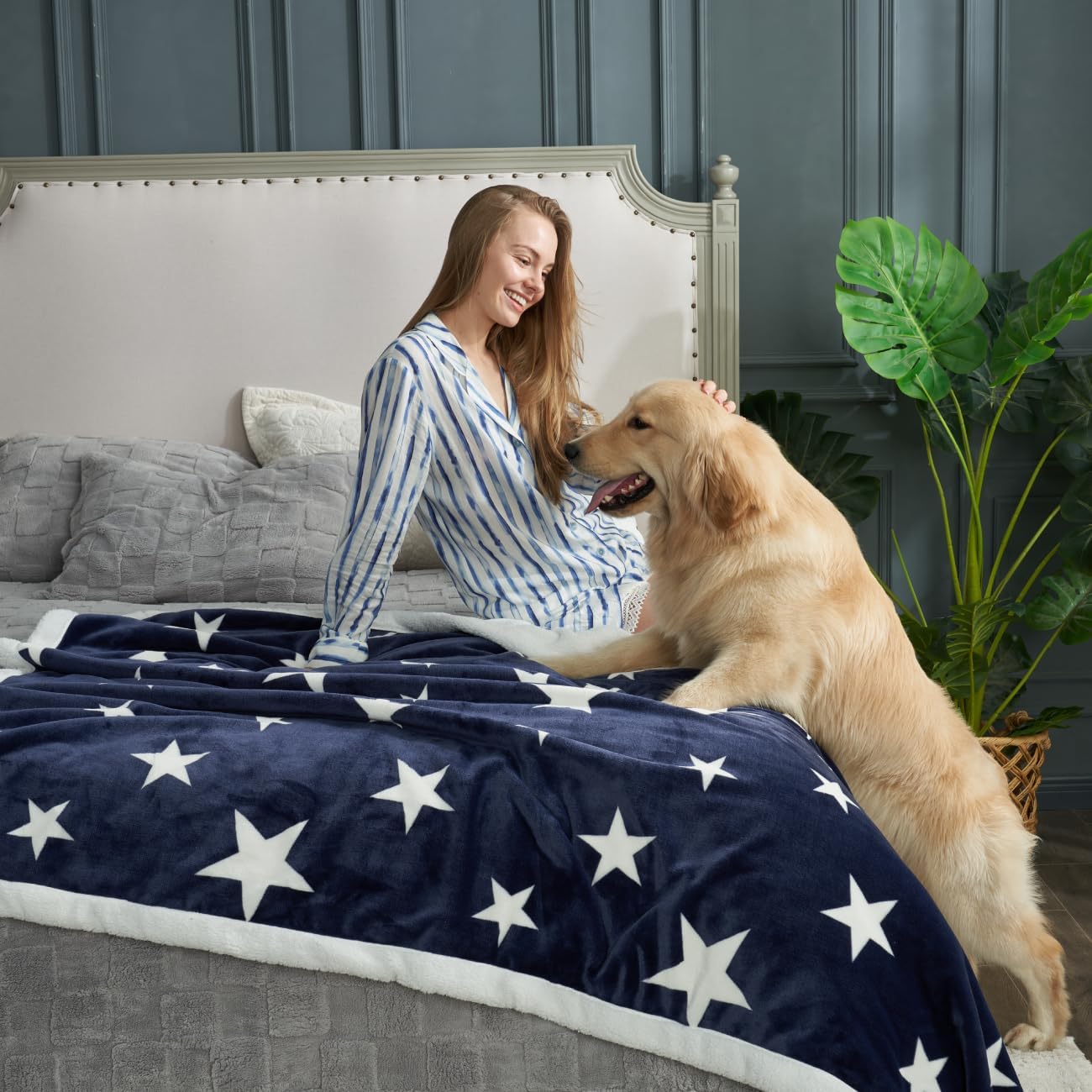 Cozy Bliss Manta gruesa y cálida de forro polar Sherpa con estrellas, manta patriótica de doble cara, esponjosa, suave y gruesa para sofá, cama y