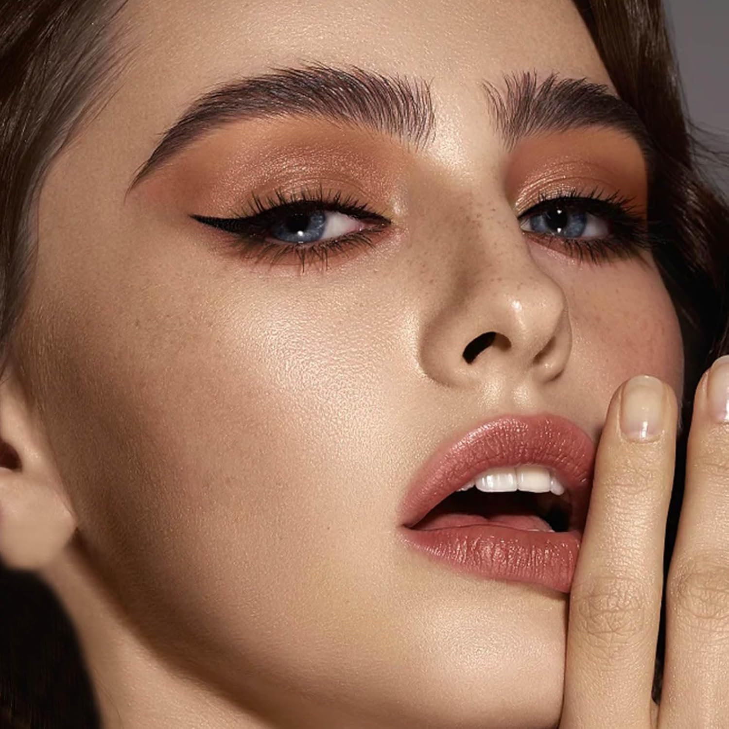 Boobeen Sombra de ojos en barra crema, sombra de ojos de alta pigmentación que crea maquillaje de ojos brillante, lápiz de sombra de ojos de larga