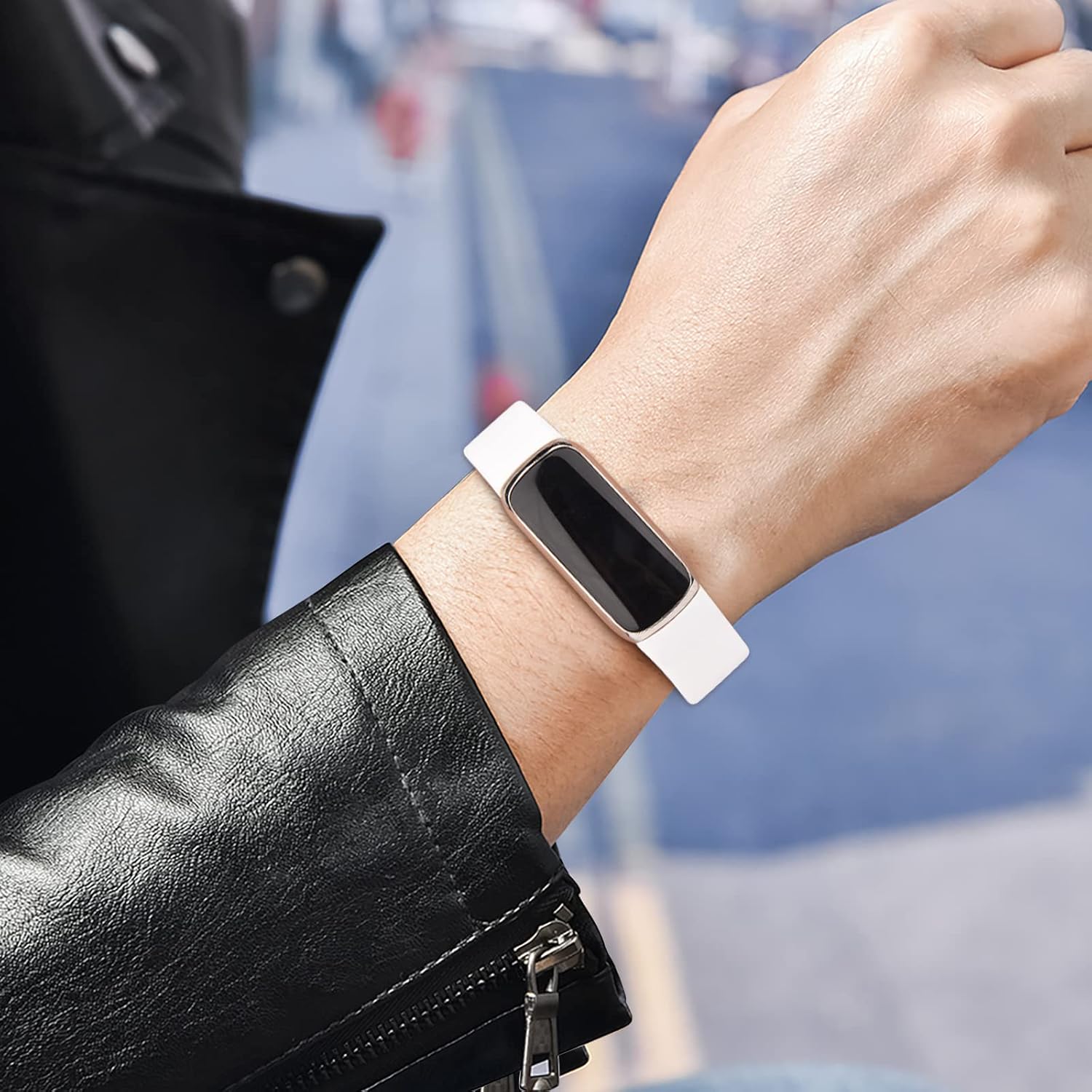 Paquete de 4 bandas para Fitbit Luxe, correa de repuesto de silicona suave para Fitbit LuxeLuxe edición especial, rastreador de fitness para mujeres
