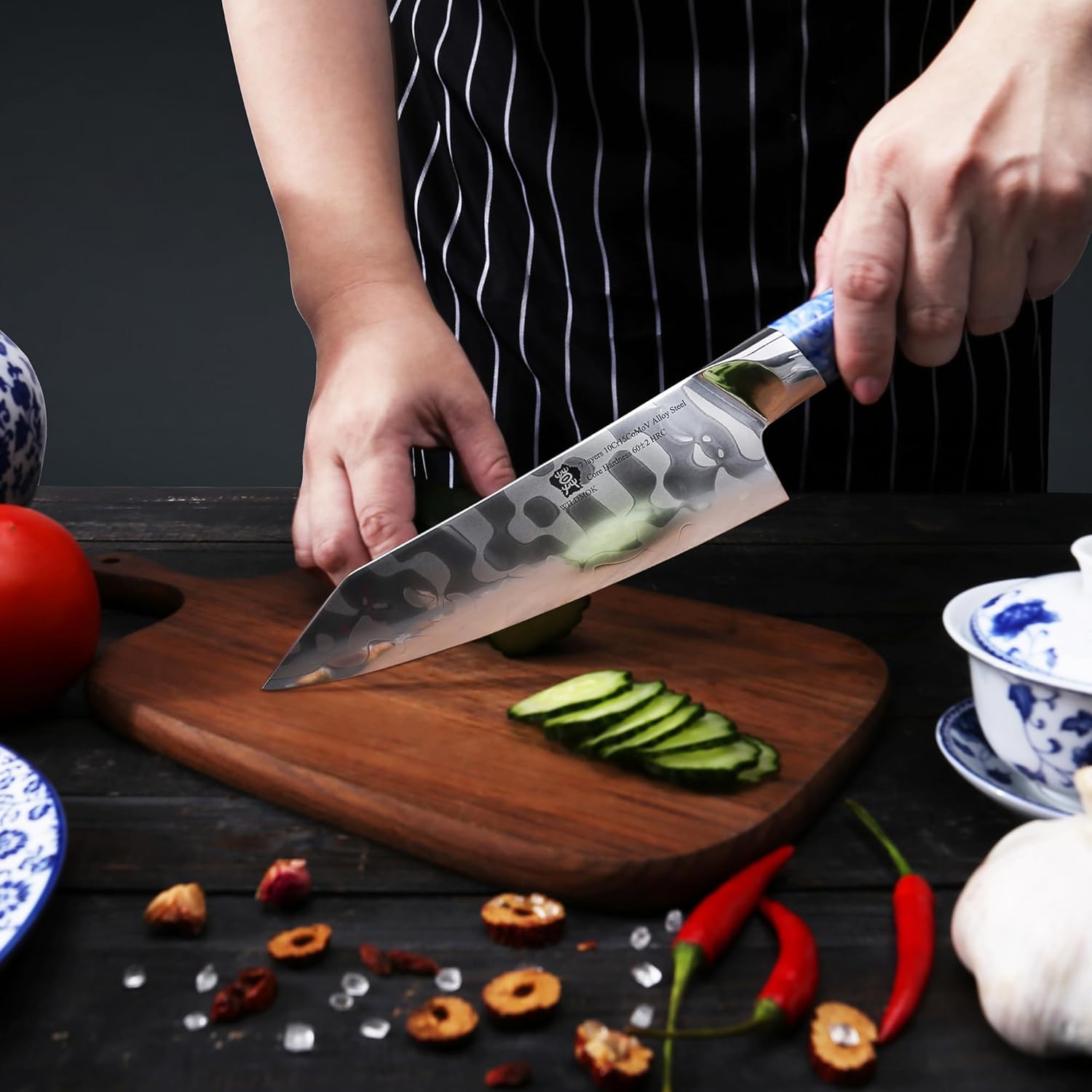 WILDMOK Santoku – Cuchillo de cocina japonés de acero aleado de 7 pulgadas, 7 capas, cuchillo de cocina ultra afilado con mango de resina
