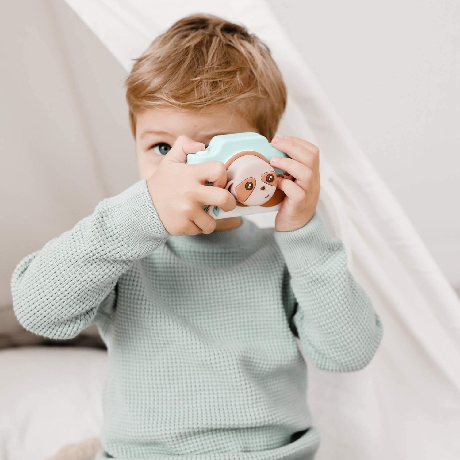Kidamento Cámara digital y videocámara de video para niños con pantalla táctil, carcasa de silicona suave, tapa de lente desmontable, tarjeta de