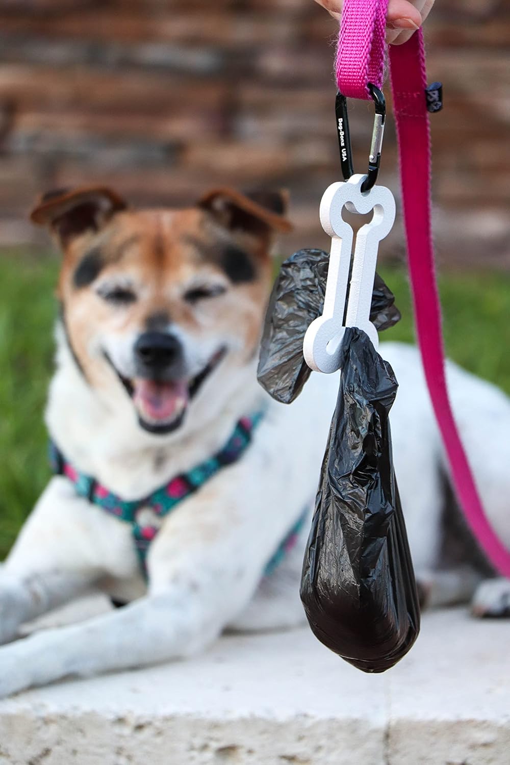 Soporte completo para bolsas de excremento de perro, hecho en Estados Unidos, de aluminio duradero y reciclable, transportador de bolsas de basura