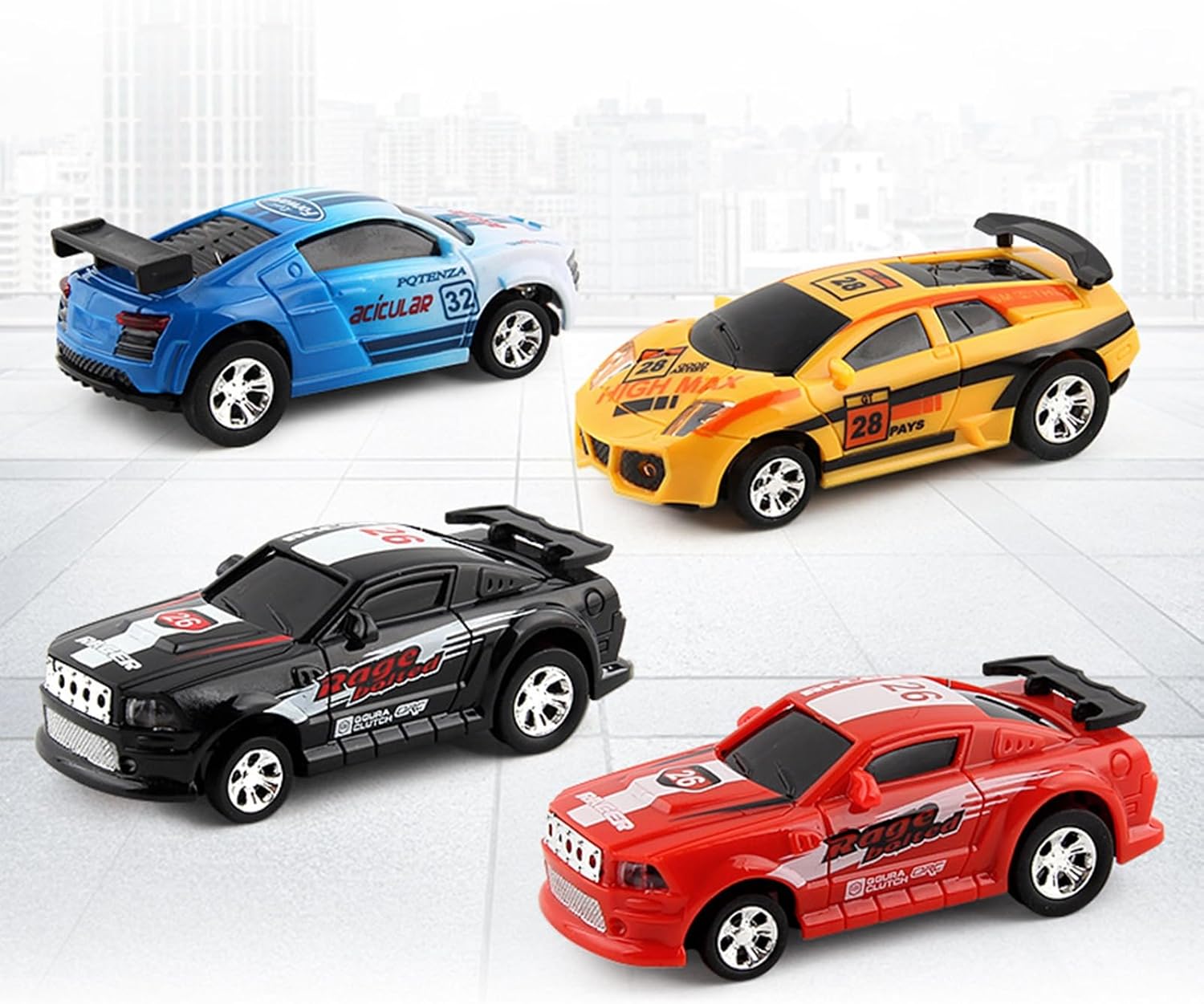 1 juego de coches de control remoto con barricadas de carreteras, mini latas de control remoto, diseño creativo de simulación de carreras de juguete