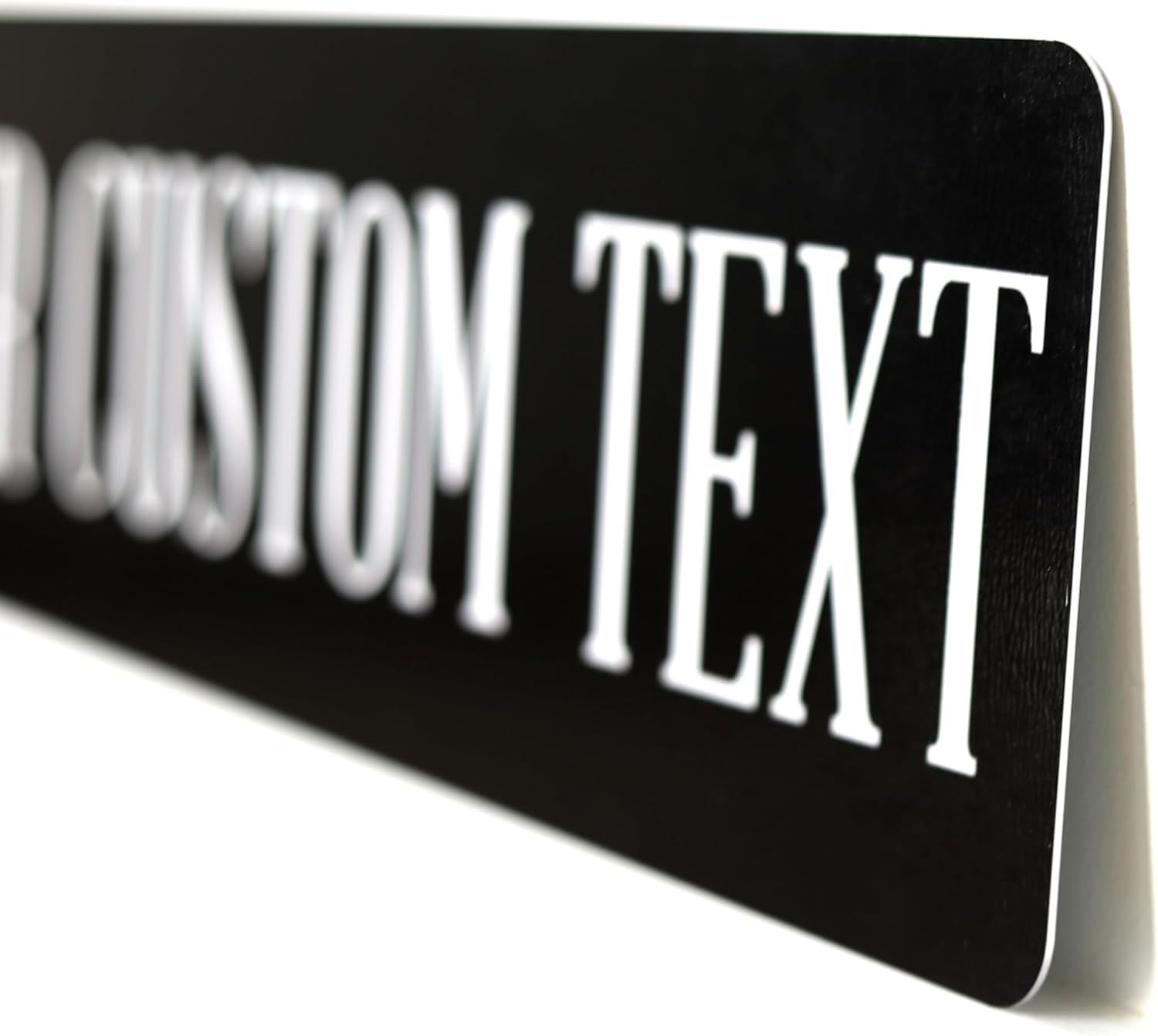 Letrero de metal personalizado en blanco y negro
