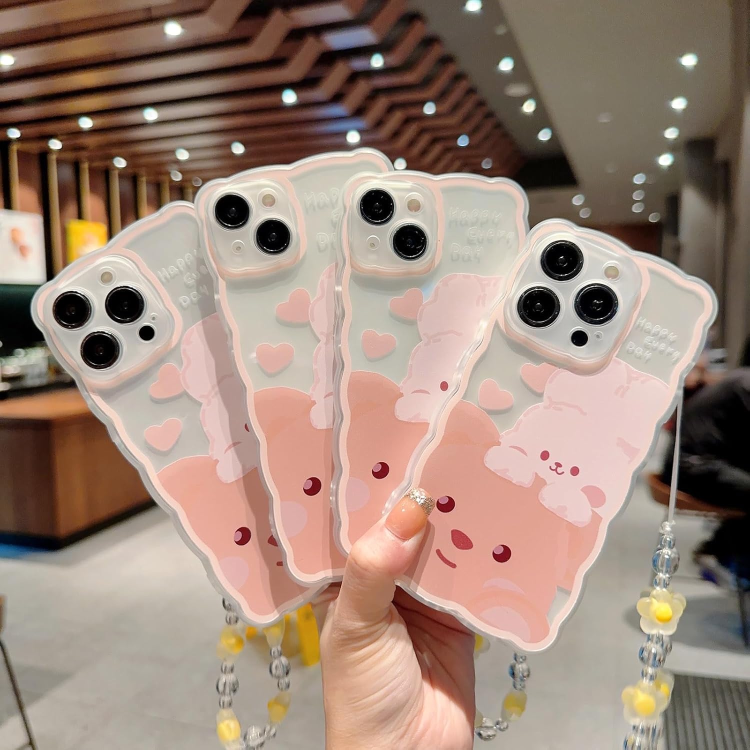 ZSYTZL Funda compatible con iPhone 15, bonito patrón de dibujos animados con bonito diseño de cadena para mujeres y niñas, funda estética kawaii