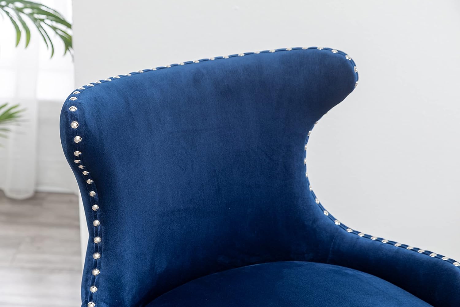 Roundhill Furniture Lindale – Silla decorativa tapizada de terciopelo, con ribete de clavos, color azul