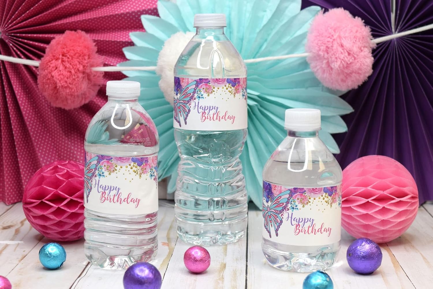AmandaCreation – Envoltura de calcomanías impermeables para botellas de agua con temática de mariposas y acuarelas florales, 20 etiquetas