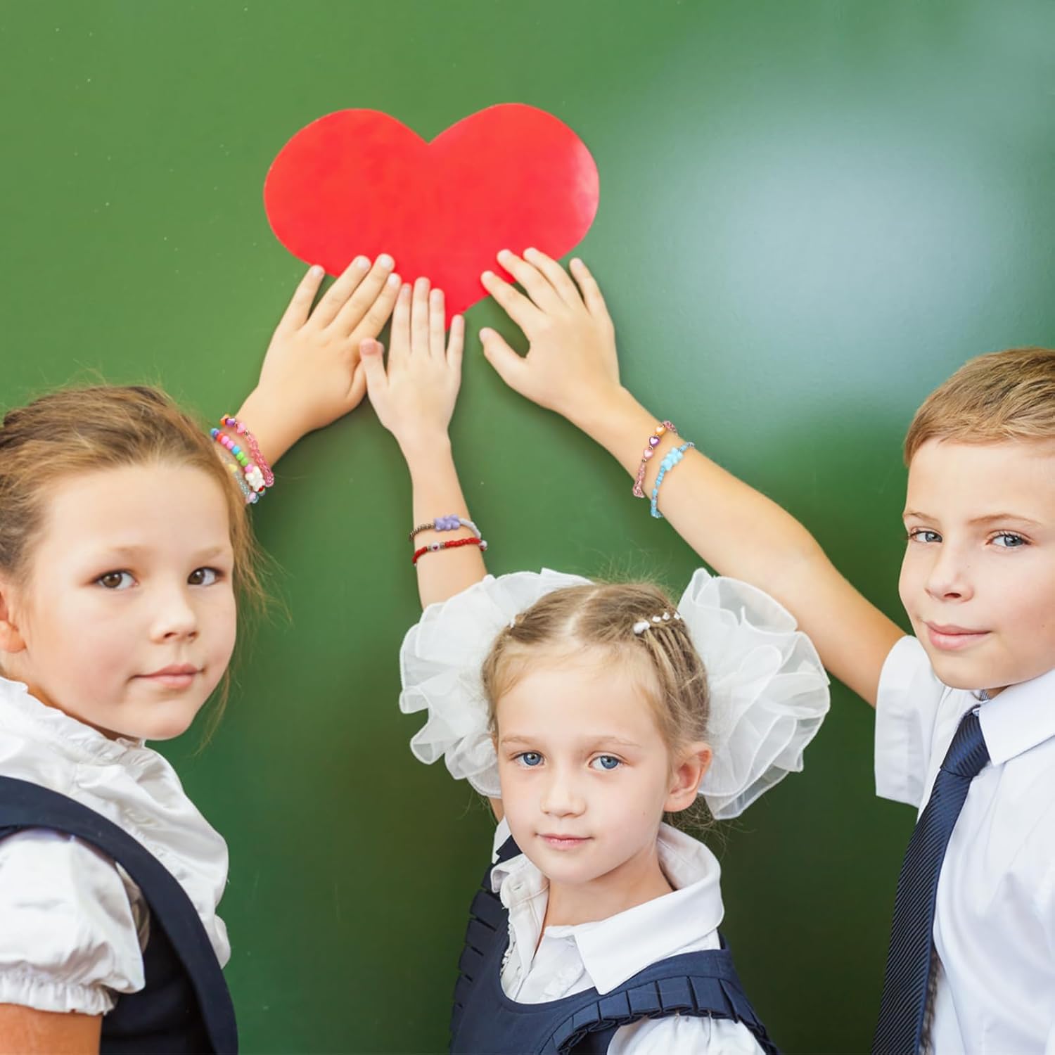 Juego de 48 pulseras de la amistad coloridas para niños, pulseras de cuentas ajustables, lindas pulseras de amistad de princesa, juego de pulseras