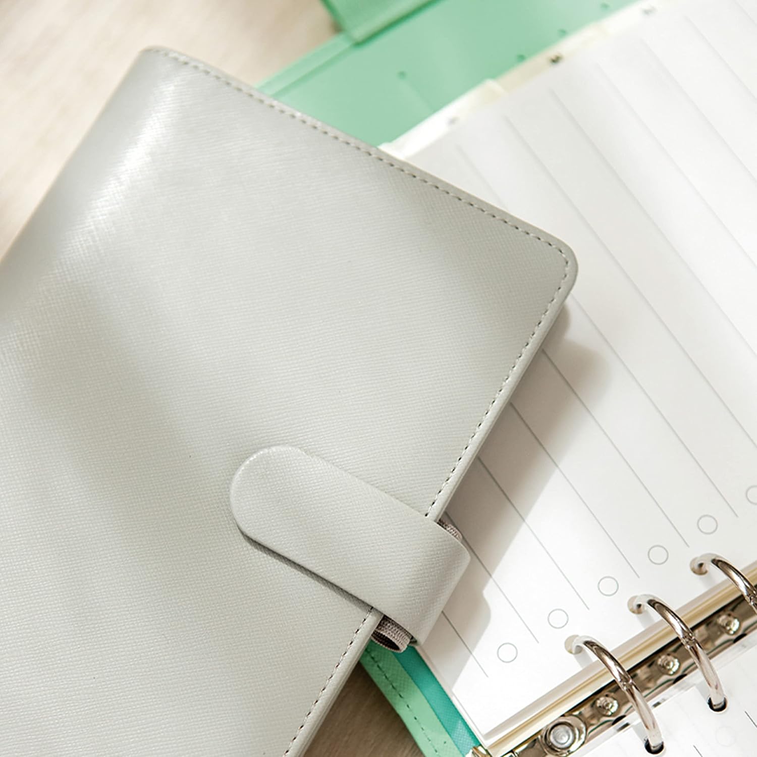Filofax Saffiano – Organizador personal compacto, granito, grano cruzado, aspecto de cuero, seis anillos, calendario semanal para ver, multilingüe,