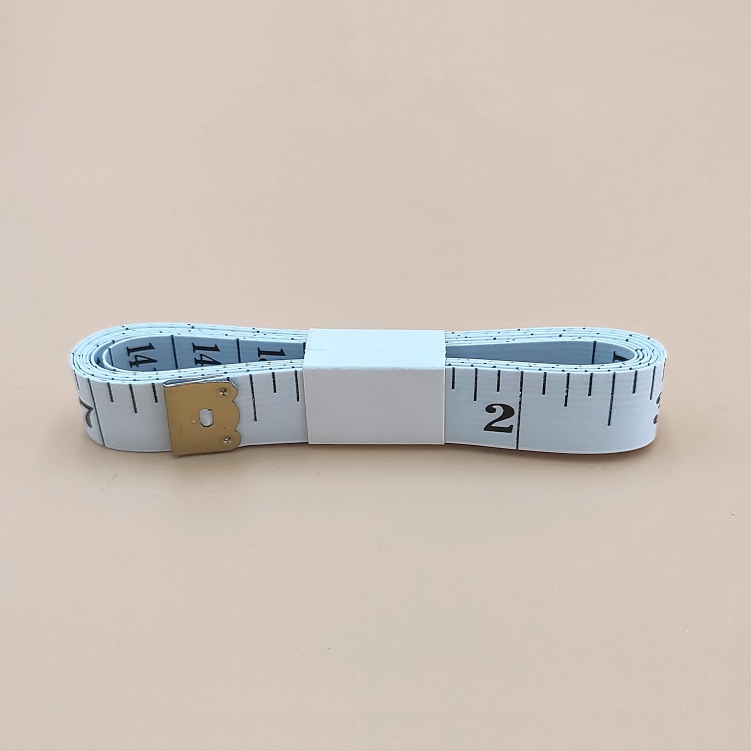 Paquete de 4 cintas métricas suaves de doble escala de 60 pulgadas, cinta métrica de tela para manualidades y medición médica del cuerpo, regla de