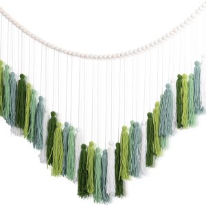 XMGZQ Guirnalda de macramé grande de color verde oliva, guirnalda de borlas verdes, decoración bohemia con cuentas de madera de algodón neutro para XMGZQ Guirnalda de macramé grande de color verde oliva, guirnalda de borlas verdes, decoración bohemia con cuentas de madera de algodón neutro para