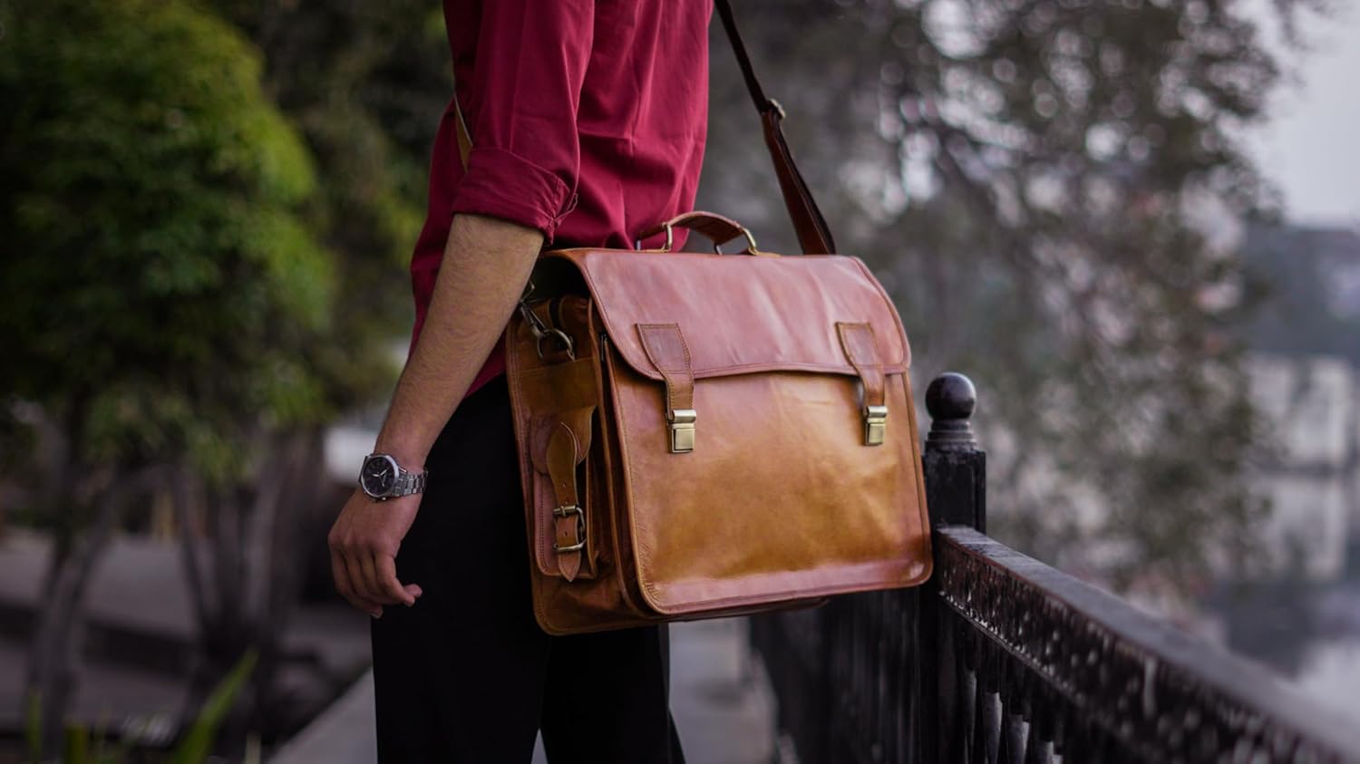 Bolso de mensajero de cuero para hombre de 18 pulgadas de grano completo de cuero para portátil, bolso cruzado vintage para oficina, maletín marrón,