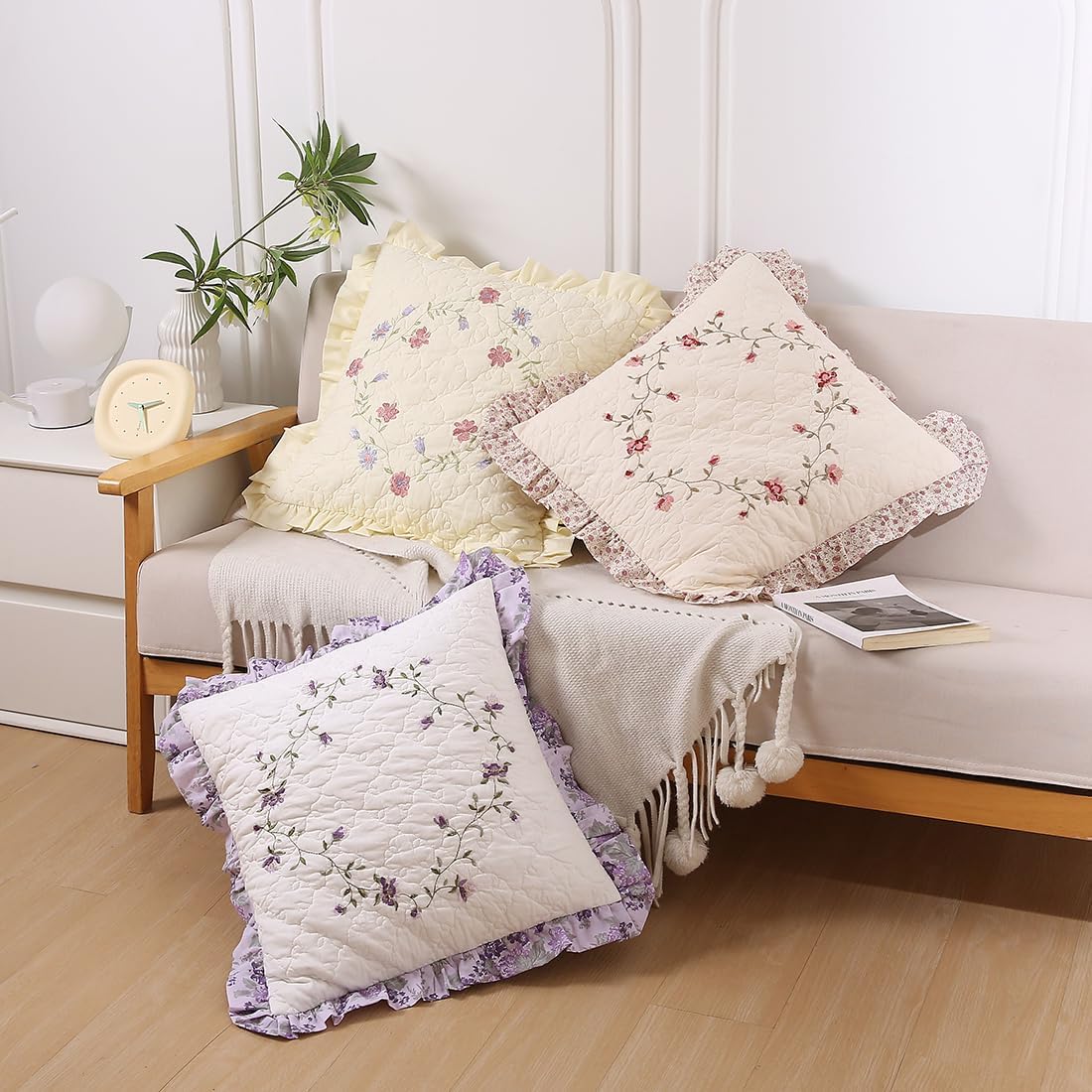 vctops Juego de 2 fundas de almohada cuadradas decorativas de algodón con volantes y diseño floral suave para sofá, cama (flor B, 18 x 18 pulgadas)