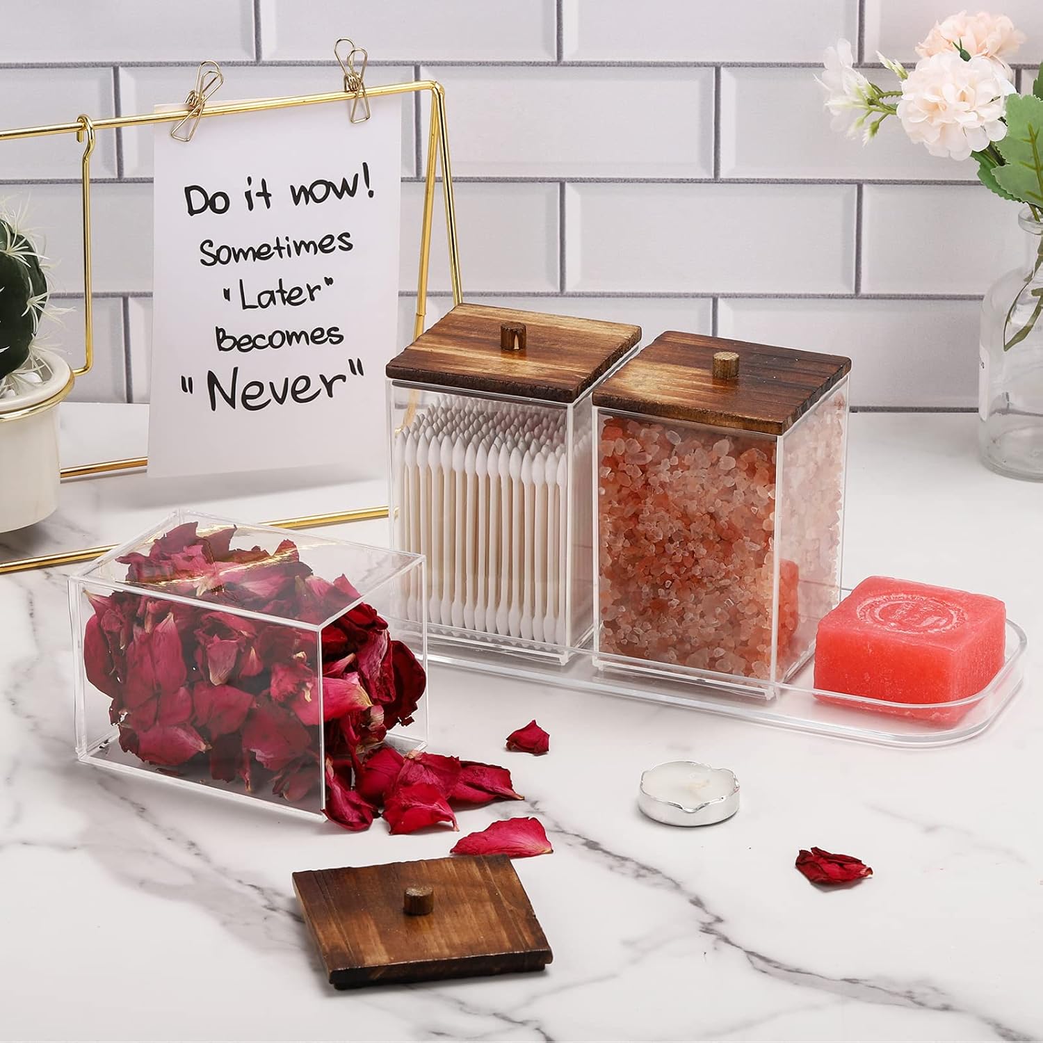 Tbestmax Qtip Apothecary – Soporte para hisopo de algodón, 12 onzas, recipiente de baño transparente para almacenamiento, 4 tapas de madera negra