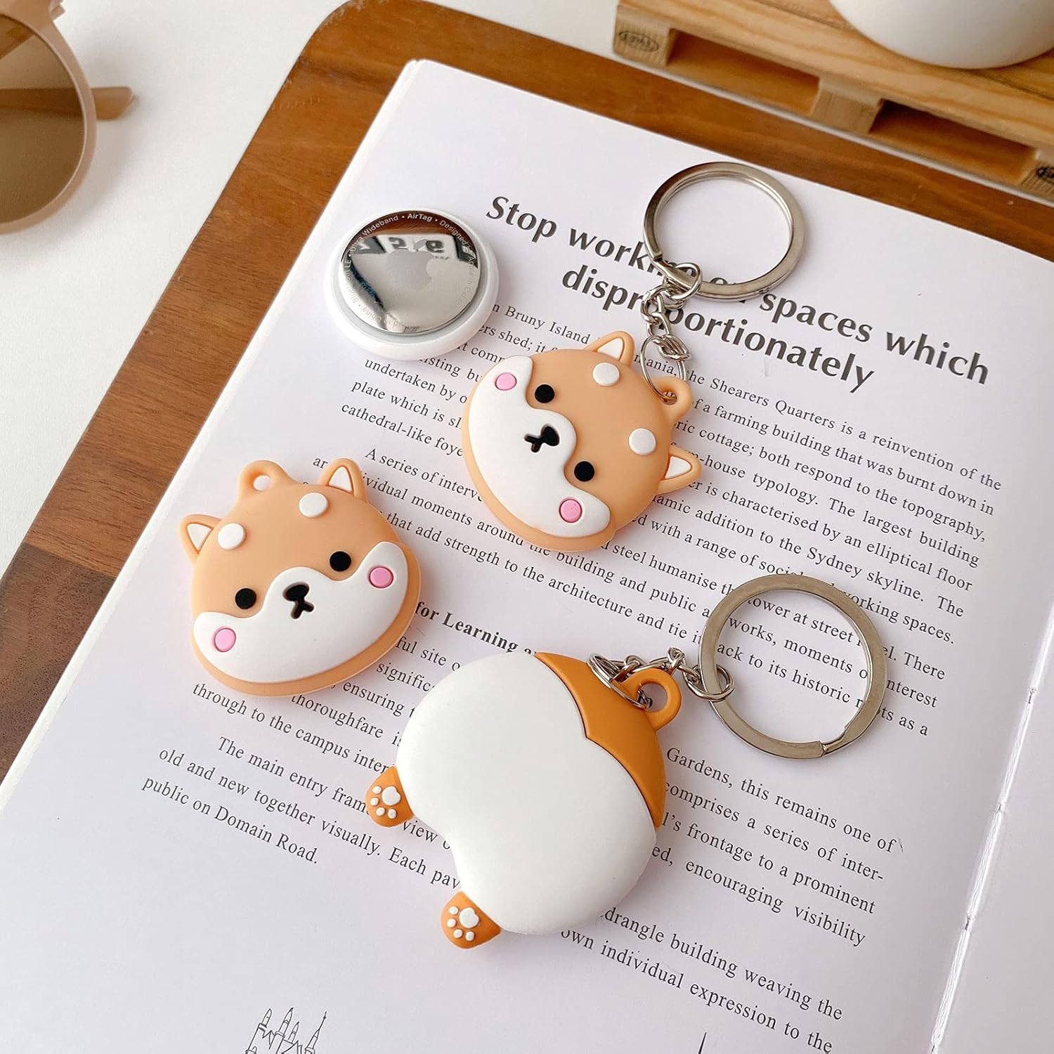 Funda portátil para Air Tag, Kawaii Cute Cartoon Shiba Inu de silicona antiarañazos, funda protectora compatible con Airtags Finder Location Tracker