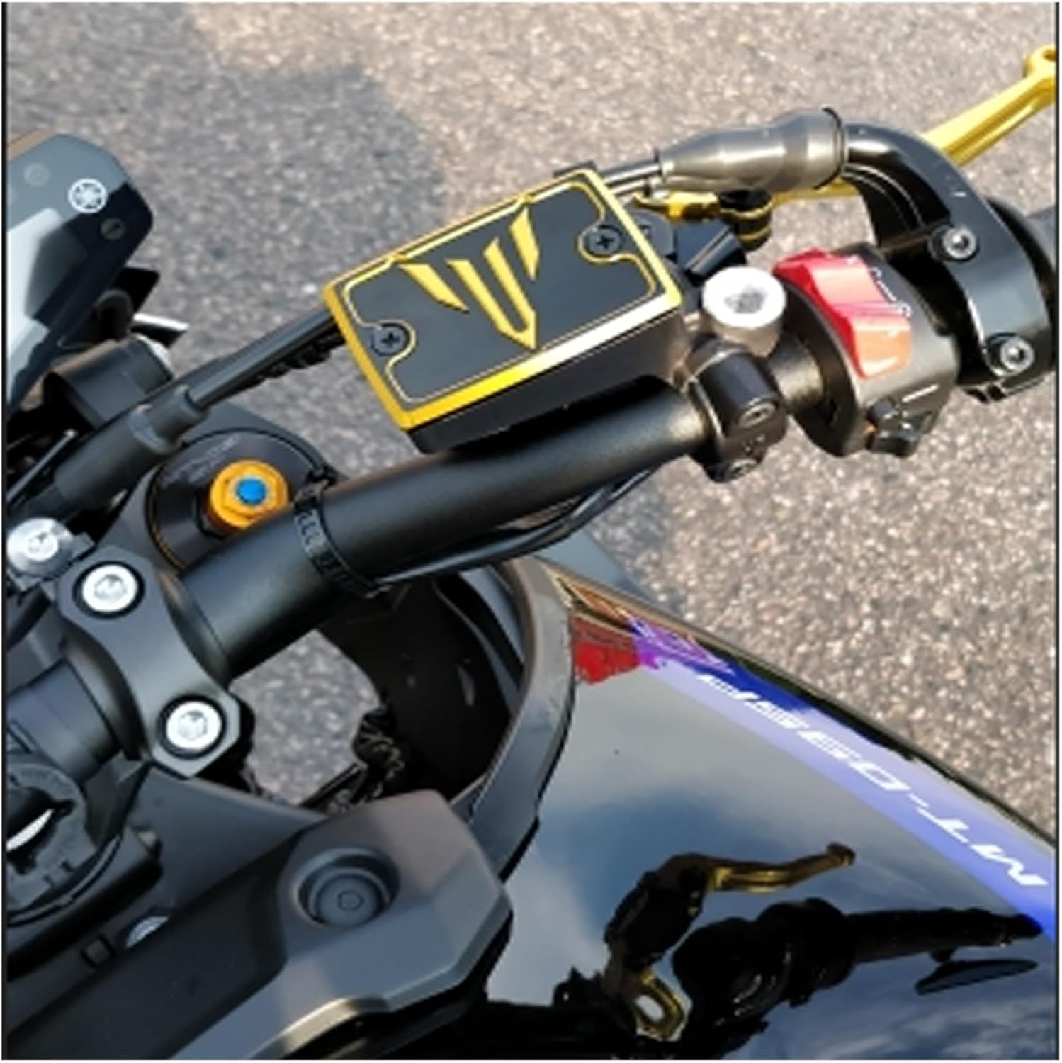 HAIR Aluminum Motorcycle CNC Brake Reservoir Tank Cover Cap For Yamaha MT07 MT-07 Tracer700 MT-09 MT09 Tracer900 2014-2020 2019 2018 (Color  Red)