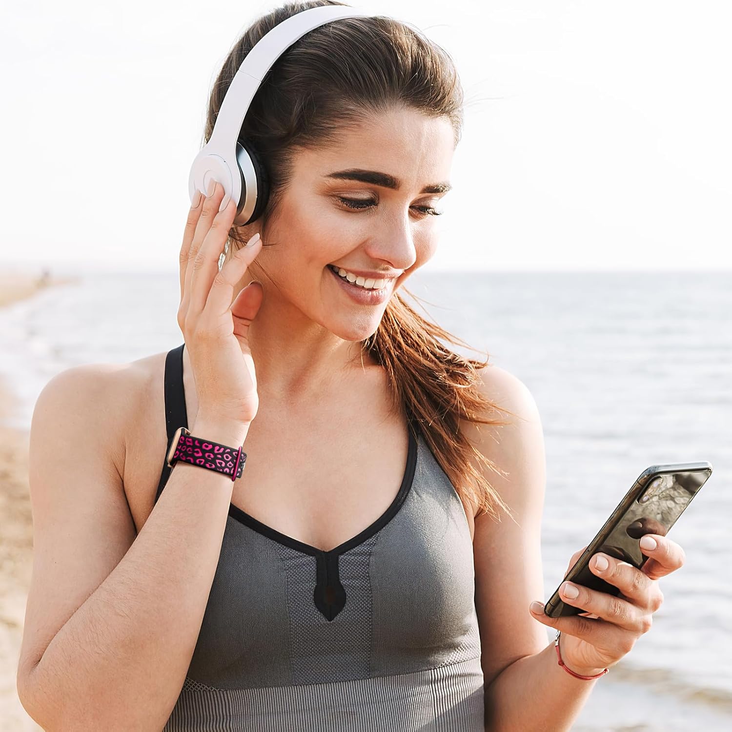 CreateGreat Correas de dos tonos grabadas de leopardo compatibles con Apple Watch Band de 1.61, 1.57, 1.49, 1.77, 1.73 y 1.65 pulgadas para mujer,