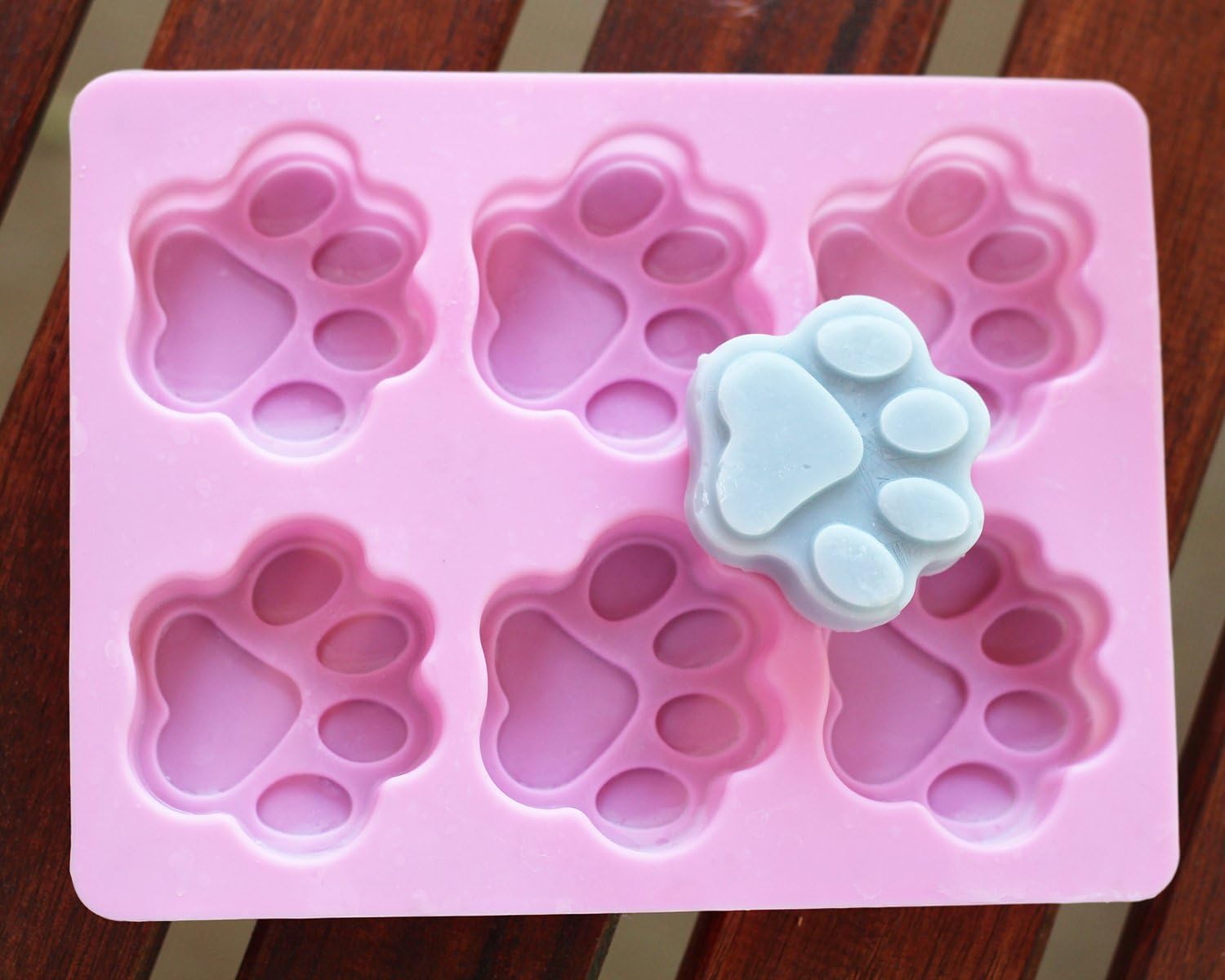 Juego de dos moldes de silicona con estampado de patas de perro para golosinas caseras para hornear dulces de chocolate, apto para horno microondas