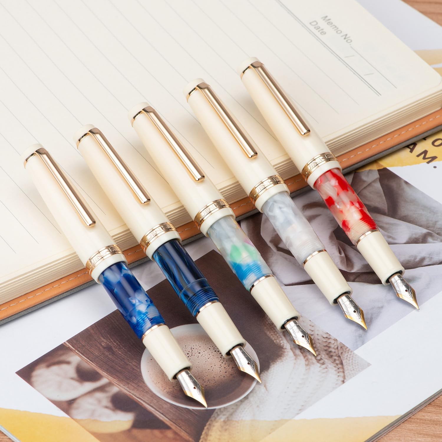 Jinhao 82 Mini pluma estilográfica acrílica, punta doblada de iridio con convertidor de tinta, mini bolígrafo de viaje de bolsillo corto de color