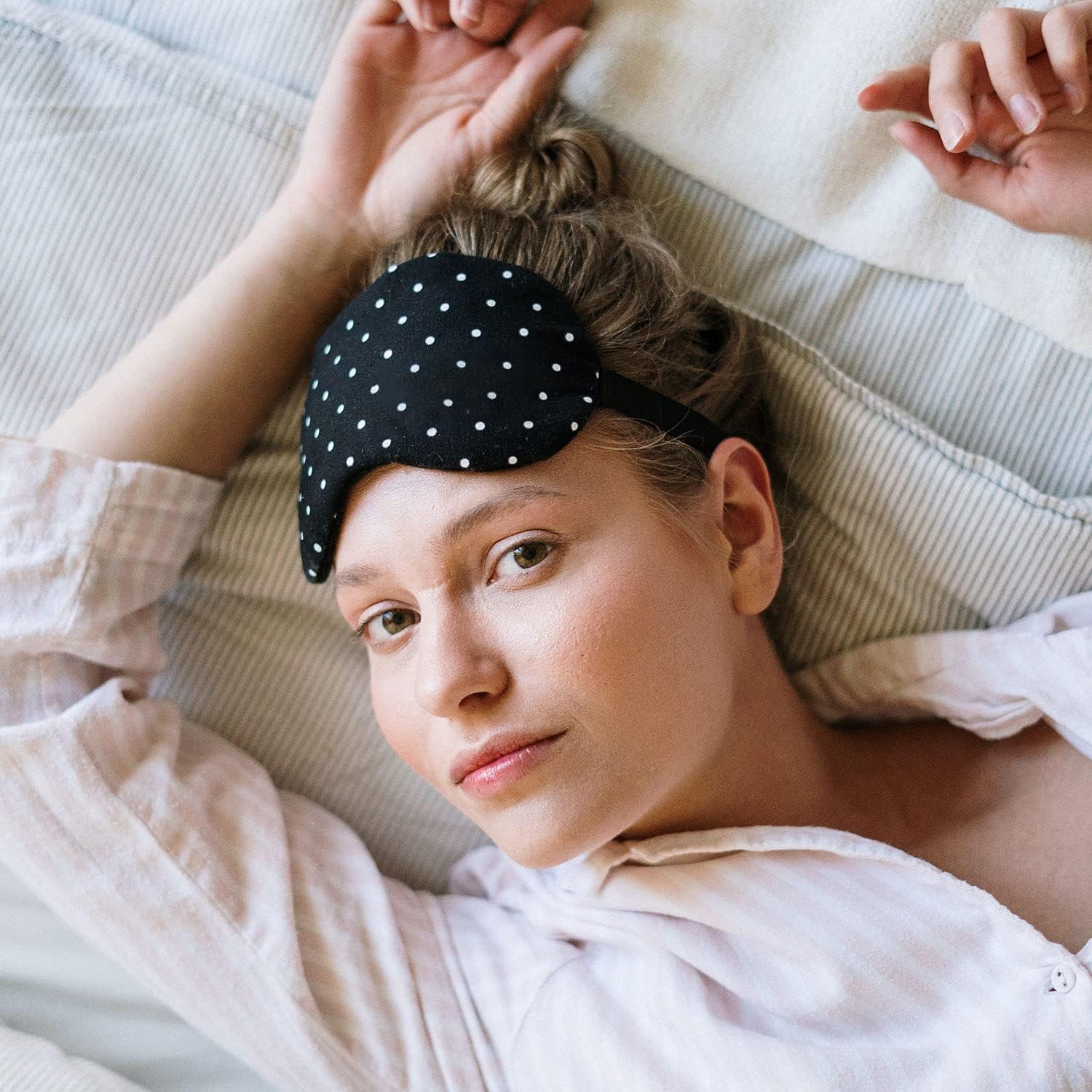 Máscara de ojos contorneada 3D para dormir, máscara de lujo para dormir con correa ajustable, suave y cómoda máscara de ojos nocturnos para hombres