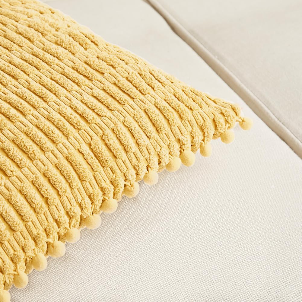 Fancy Homi Paquete de 2 fundas de almohada decorativas amarillas de 20 x 20 pulgadas con pompones para sala de estar, sofá, cama, sofá, rústico,