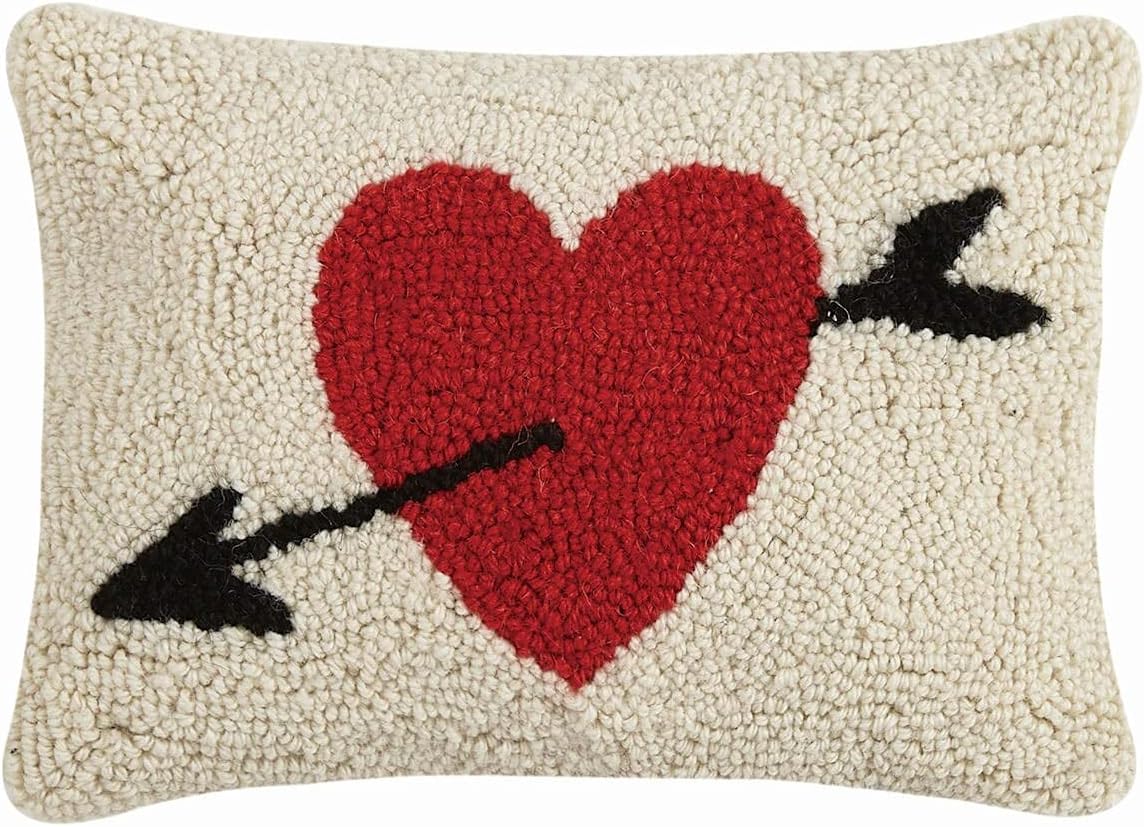 Peking Handicraft 30JES815C12OB – Almohada con gancho de flecha de Cupido de corazón, 12 pulgadas de longitud