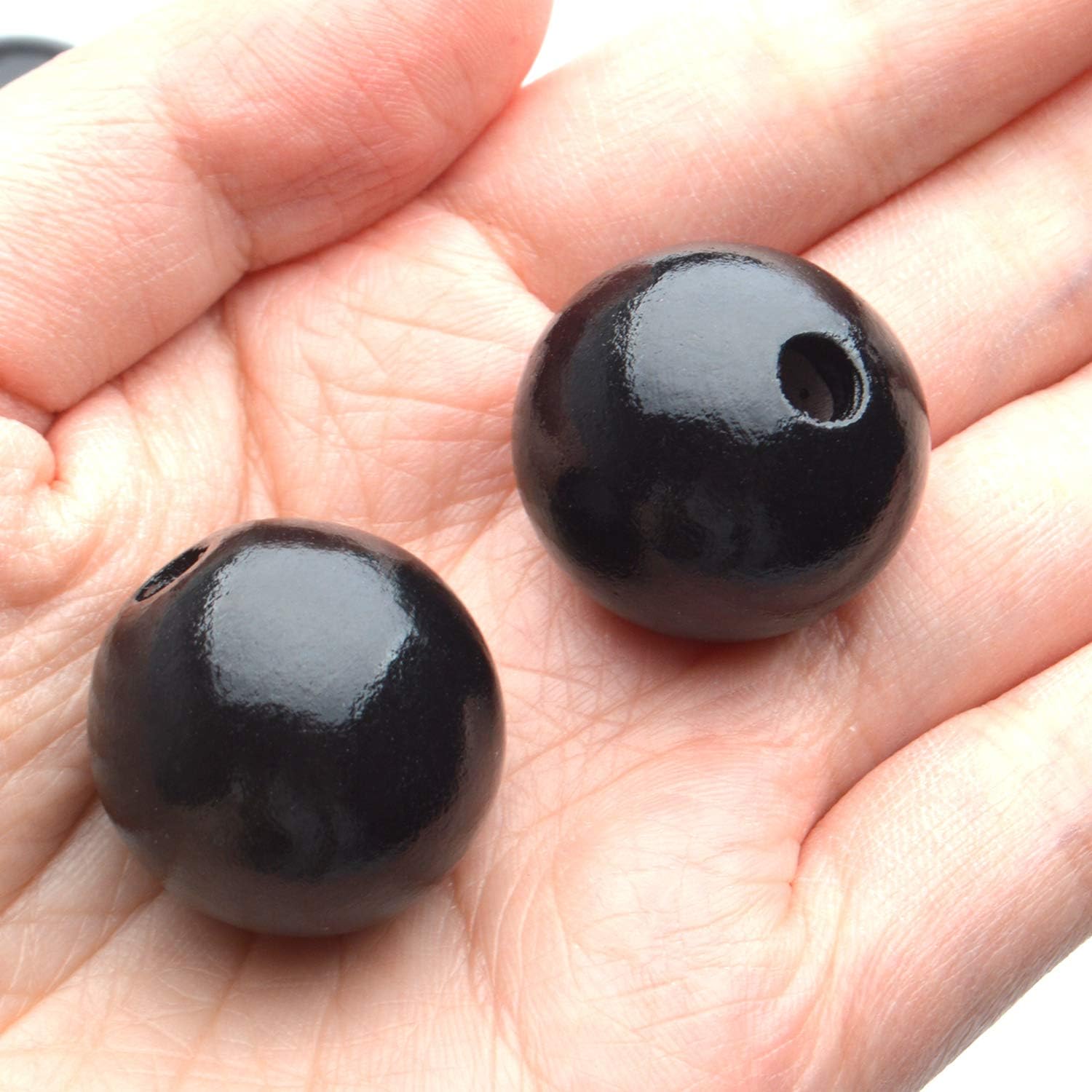 Aylifu Cuentas de madera negras, 50 cuentas de madera redondas de 0.98 pulgadas (0.984 in), cuentas espaciadoras sueltas con agujero de 0.198