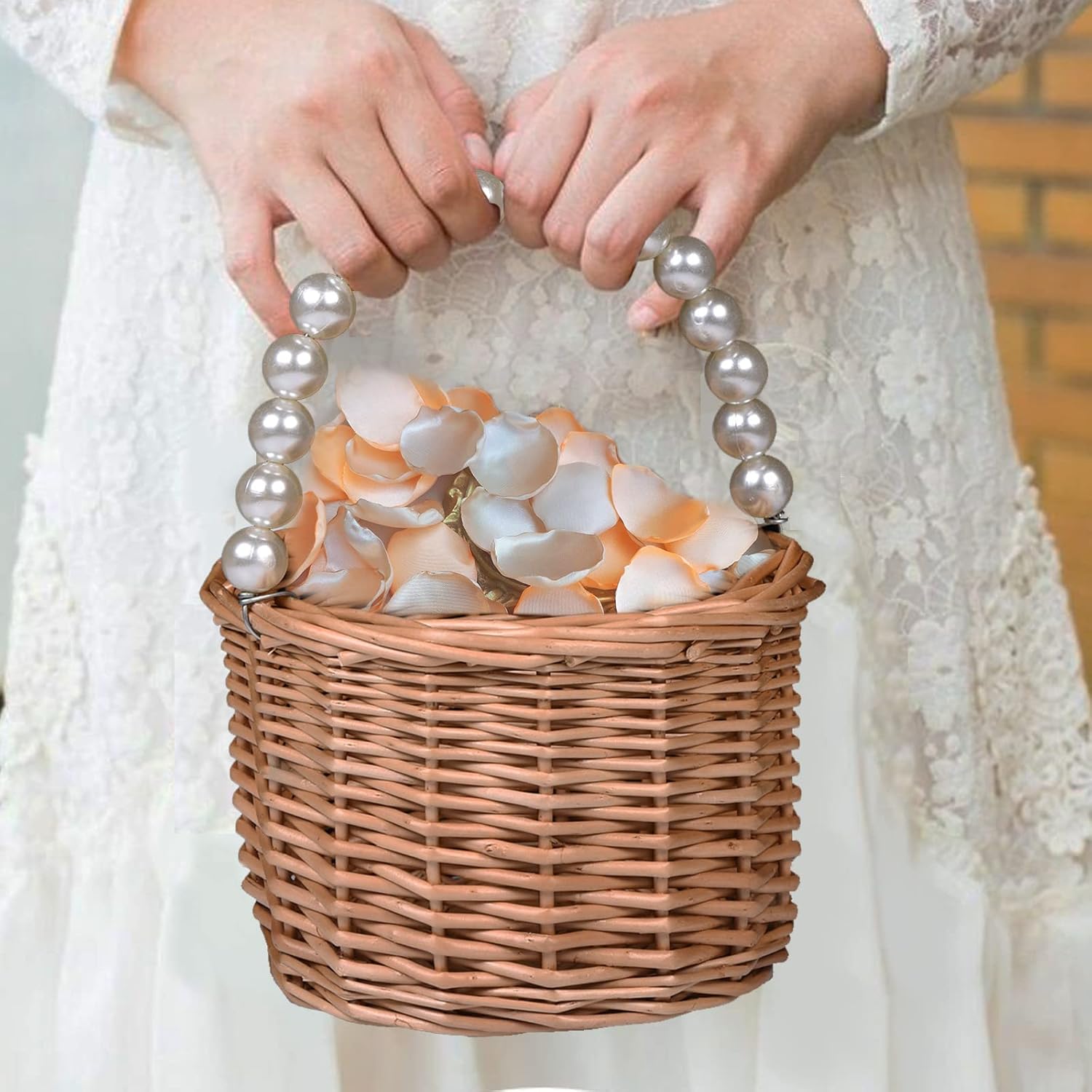 Cesta de mimbre para niña de flores, cesta de niña de flores con mango de perlas, cesta de niña de flores de boda y decoraciones para el hogar.