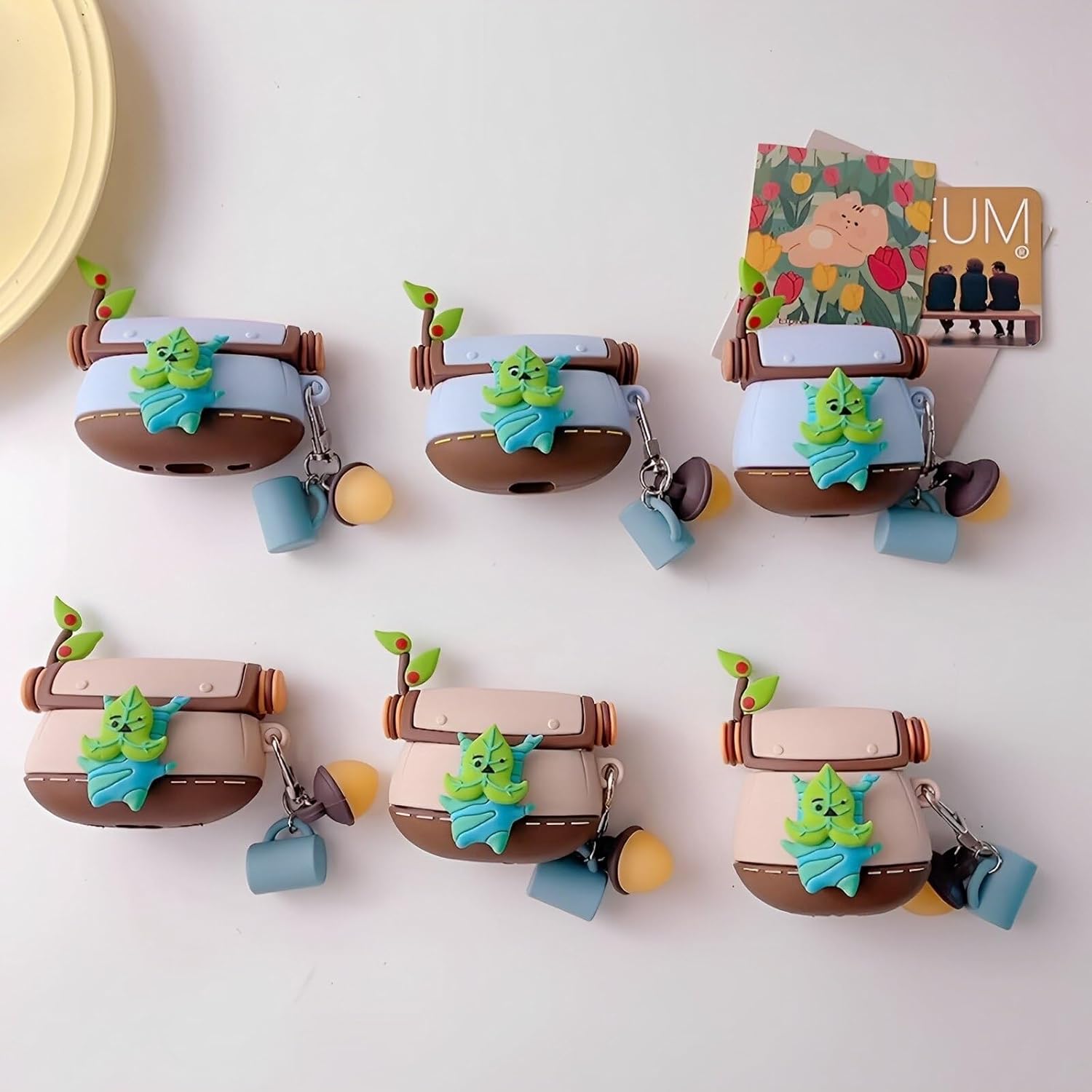 Korok Yahaha – Mochila moderna y divertida funda para AirPods de 21 generación, funda anticaída de silicona con colgante luminoso para niños, niñas,