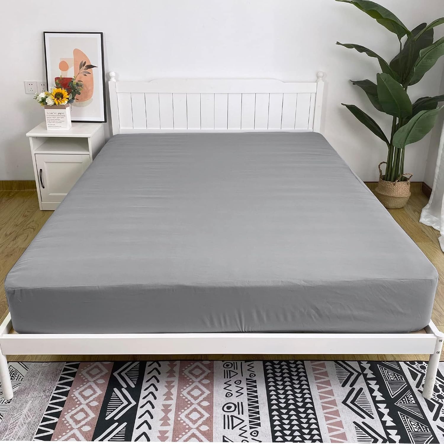 Sábana bajera tamaño King que se ajusta cómodamente en su lugar, 1 sábana inferior, de microfibra elástica suave, bolsillo estándar duradero que se