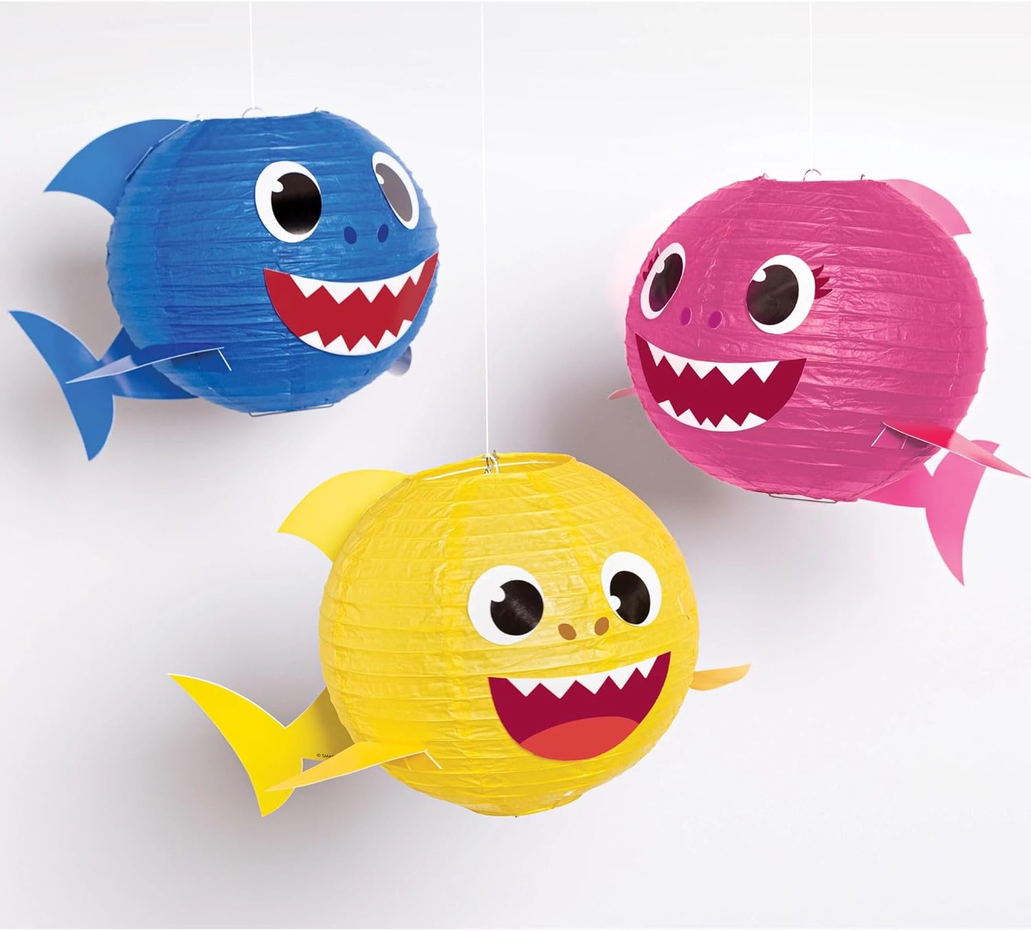 Faroles de papel Baby Shark para fiestas, 11.75 pulgadas de alto, colores surtidos, paquete de 3
