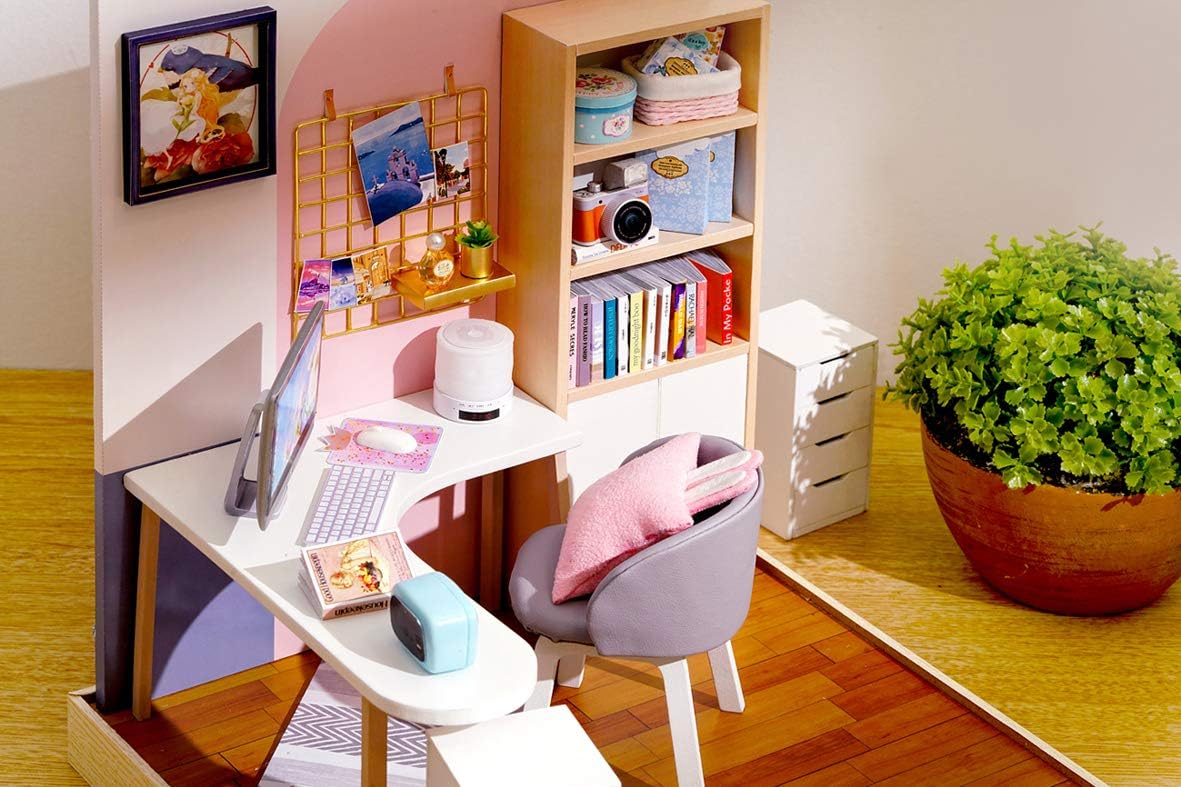 Flever Casa de muñecas Kit de casa de bricolaje en miniatura, habitación creativa con muebles para regalo romántico de arte (mundo de la creatividad)