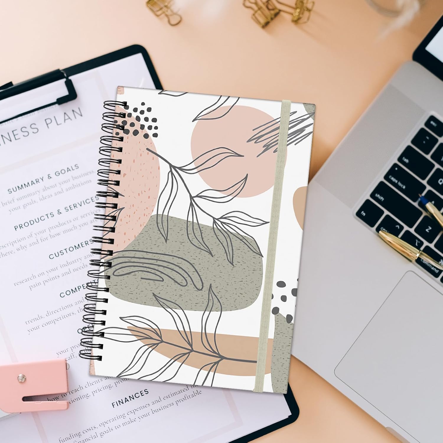 Cuaderno de espiral de tapa dura de 5.5 x 8.3 pulgadas, papel grueso de 80 GSM, 60 hojas, 120 páginas con banda de cierre elástica para niñas,