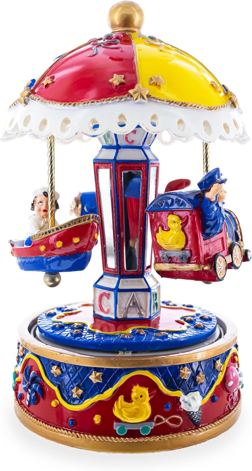 Carrusel de transporte caprichoso figura musical con avión, barco y tren