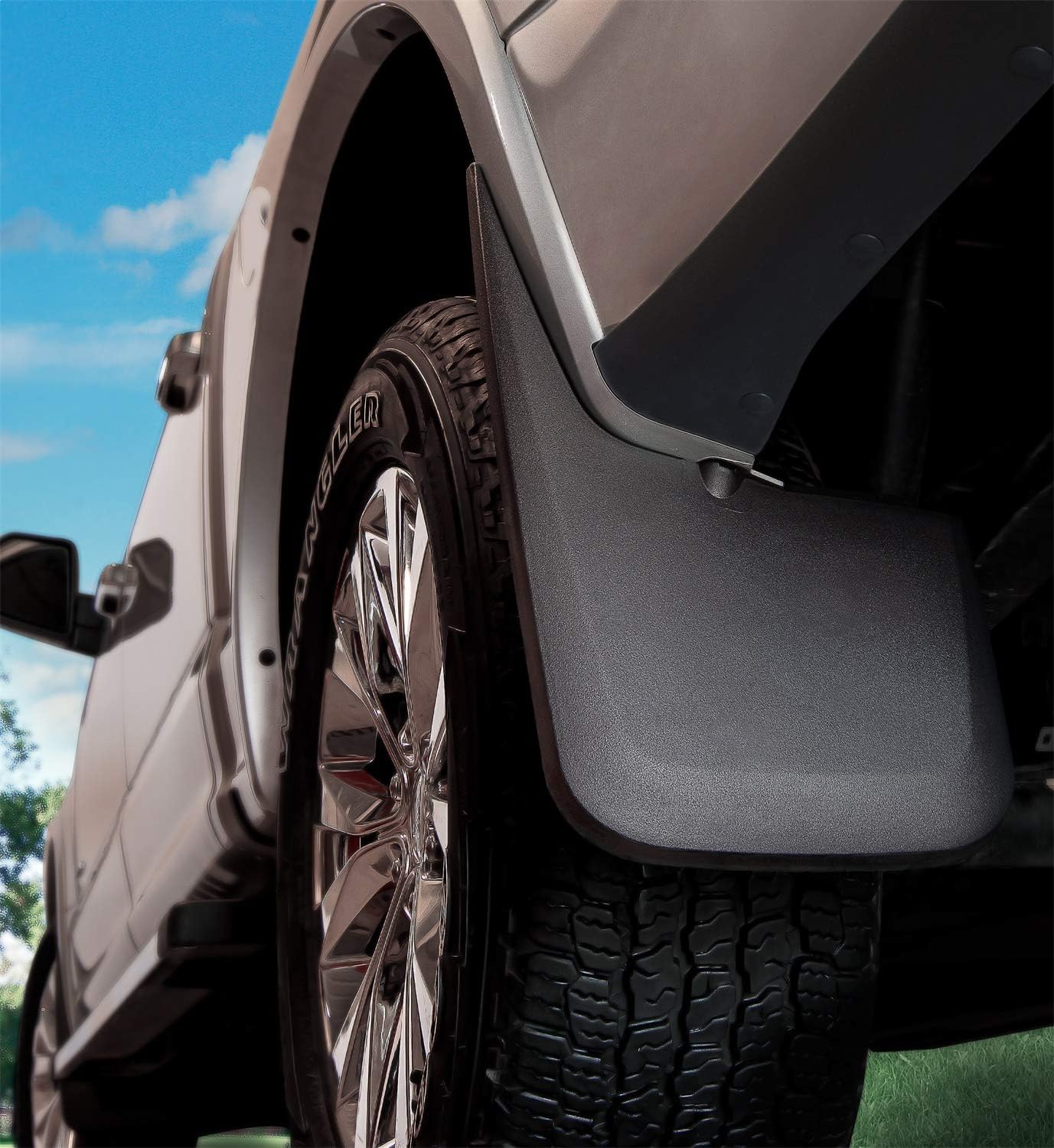 Husky Liners – Protectores de barro delanteros y traseros  Chevrolet Silverado 1500 2007 – 2013, Chevrolet Silverado 25003500 2007 – 2014 con ruedas