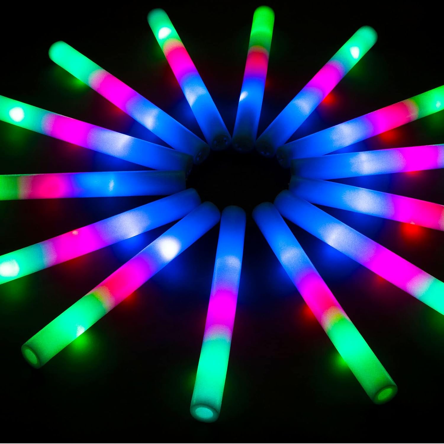 Paquete de 105 varillas de espuma LED para fiestas a granel con 3 modos de parpadeo colorido, suministros de fiesta que brillan en la oscuridad,